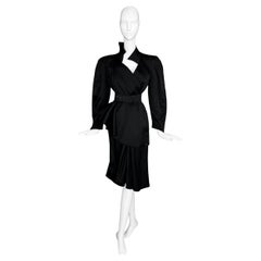 Thierry Mugler Skulpturales Ensemble F/S 1987 Schwarzes Anzugkleid