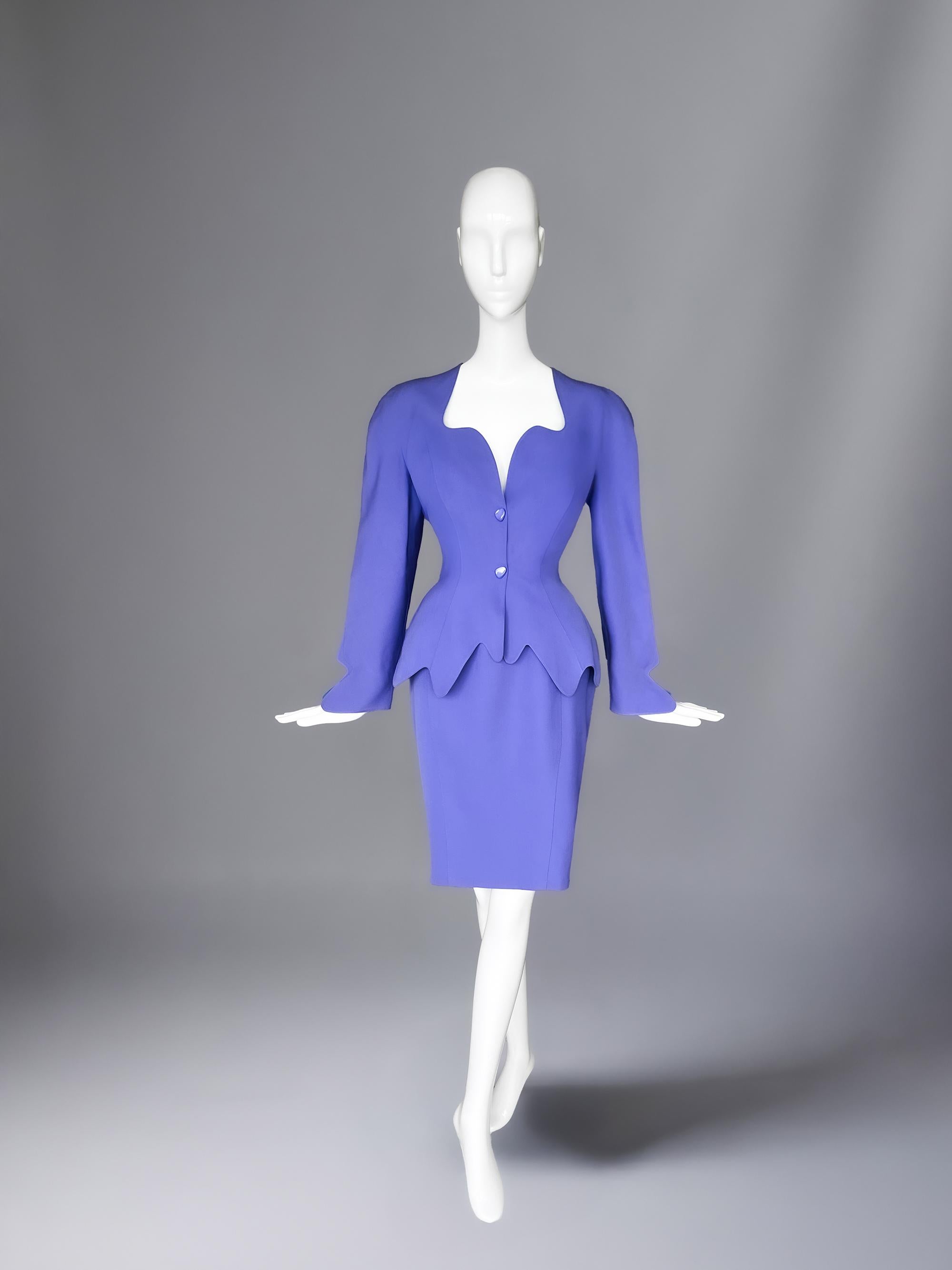 Donna Thierry Mugler Sculptural FW 1997 Gonna a smerlo Set giacca e gonna in vendita