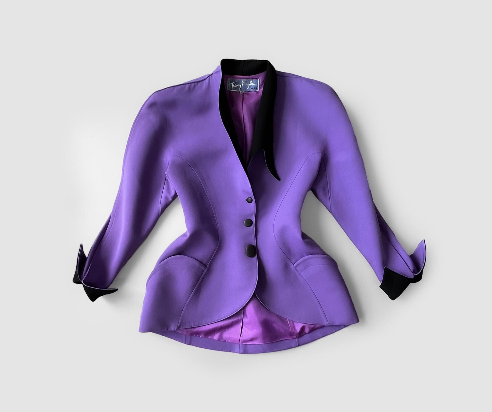Thierry Mugler FW1989 Archival Sculptural Jacket  Dramatic Iman Purple / Violet  For Sale 2