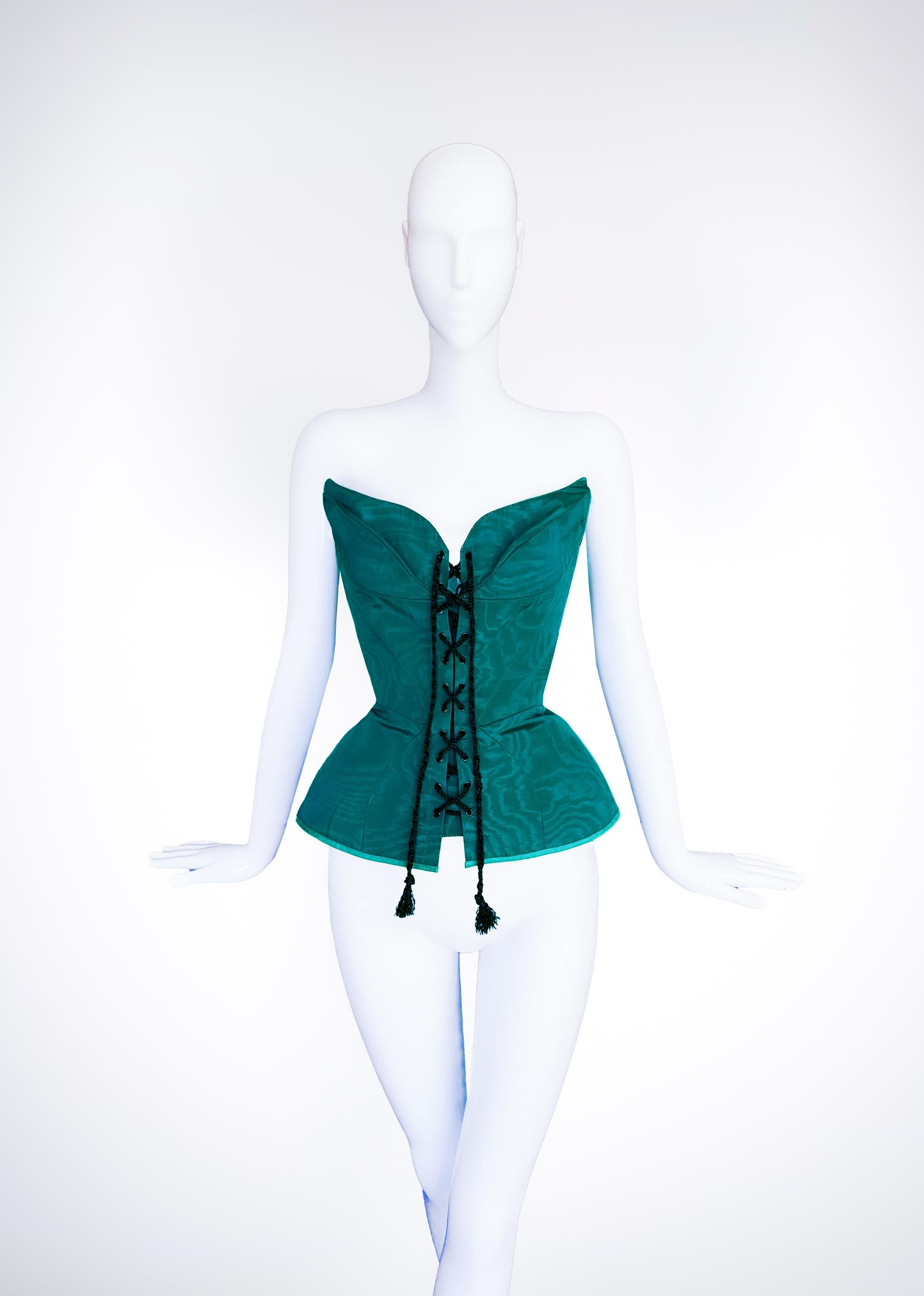 Top corsé de seda Thierry Mugler Bustier escultural y dramático en Bueno estado para la venta en Berlin, BE