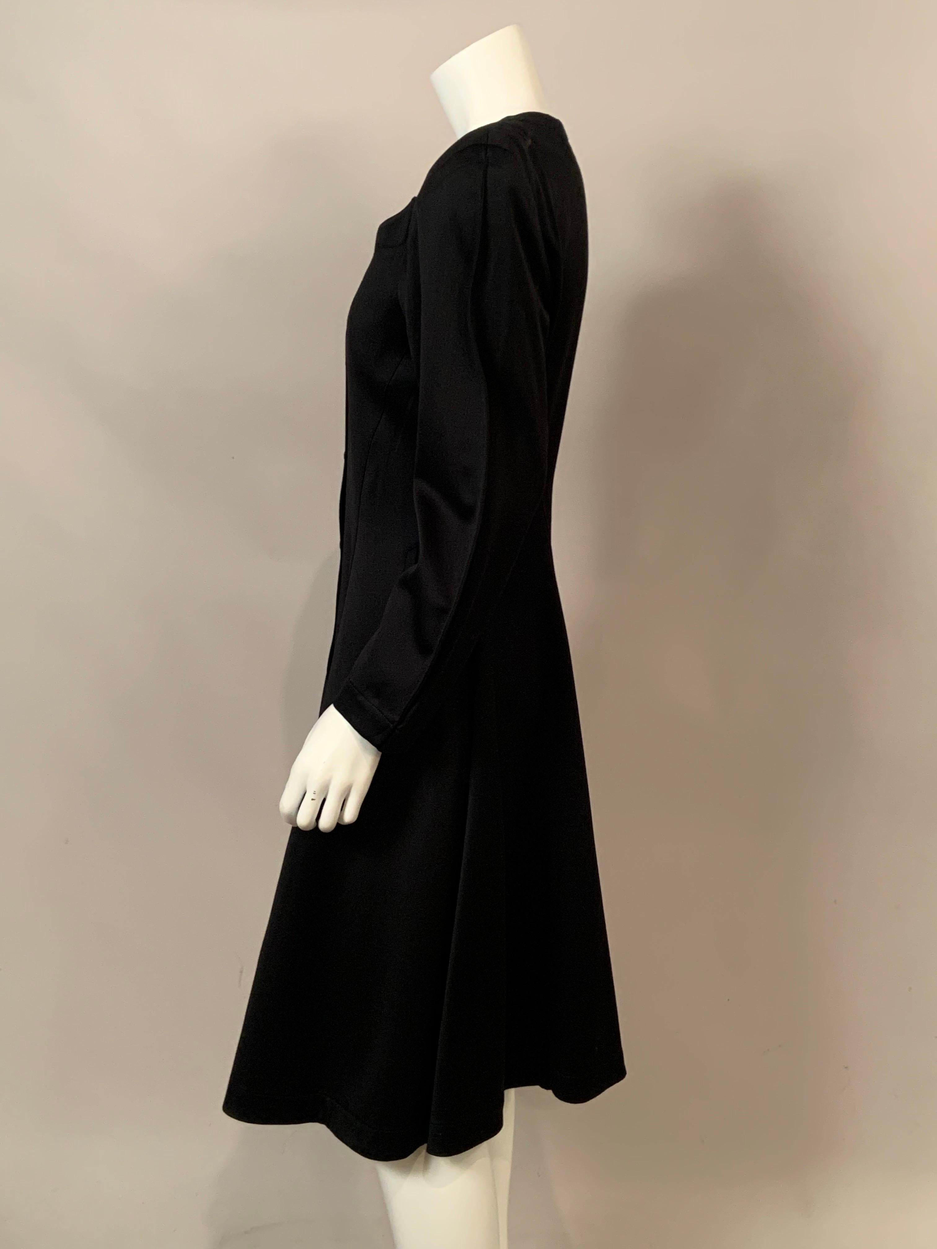 Robe en laine noire à boutons-pression de Thierry Mugler Pour femmes en vente