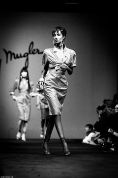 Abito nero liquido di Thierry Mugler SS 1985