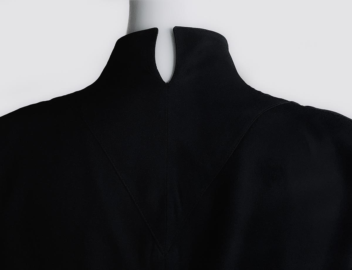 Thierry Mugler SS 1989 Les Atlantes Jacket Black Dramatic Sculptural Archive For Sale 1