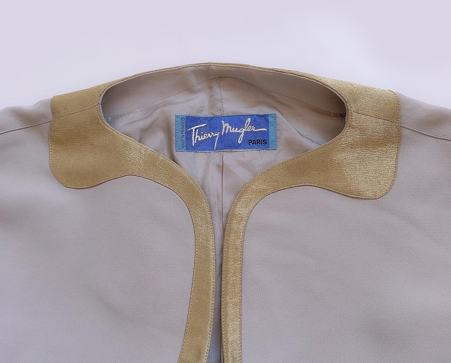 Thierry Mugler SS 1992 Gold Metallic Details Fitted Sculptural Silk Jacket For Sale 3