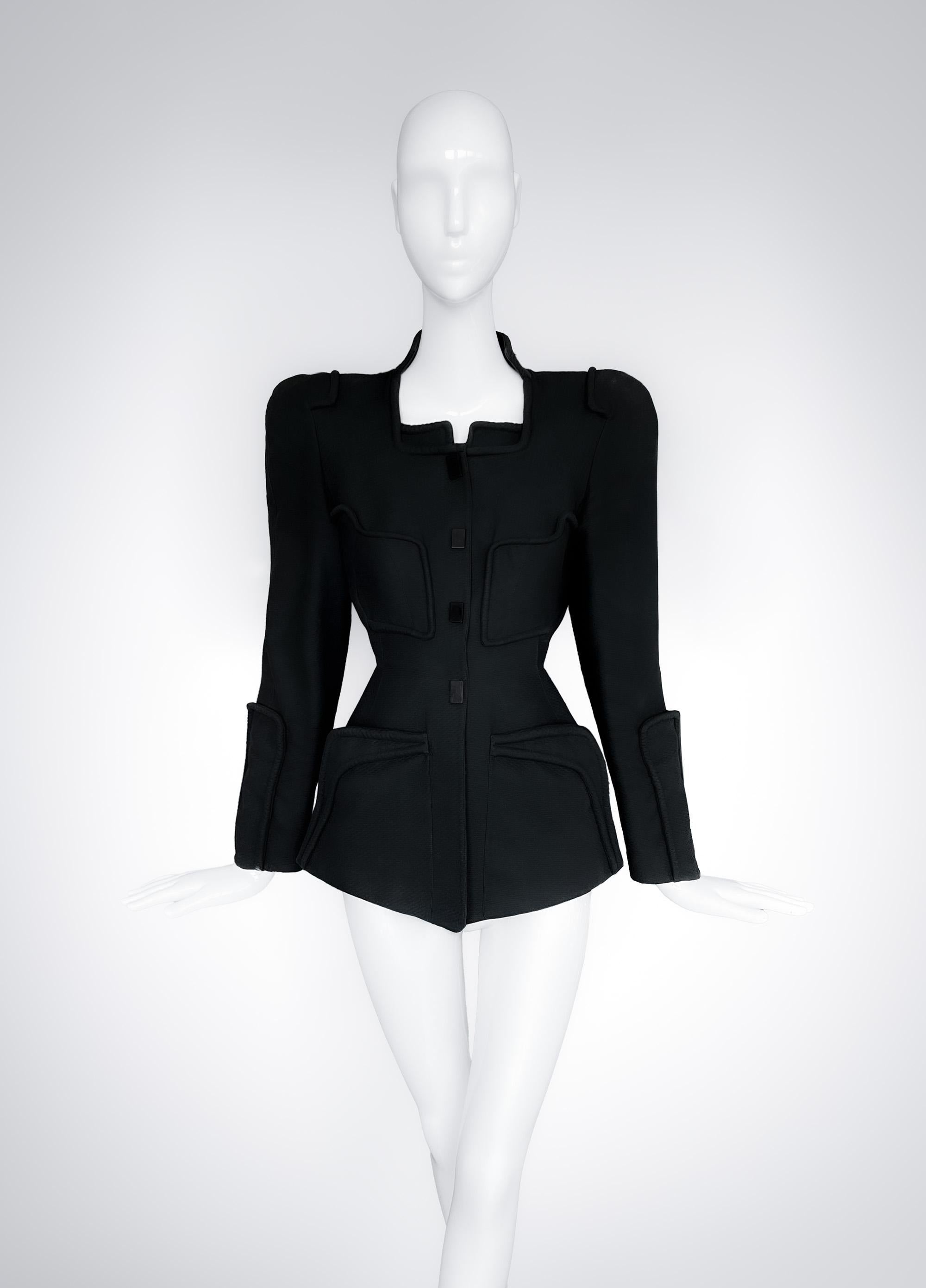 Veste sculpturale noire Thierry Mugler SS 1994 en vente 5