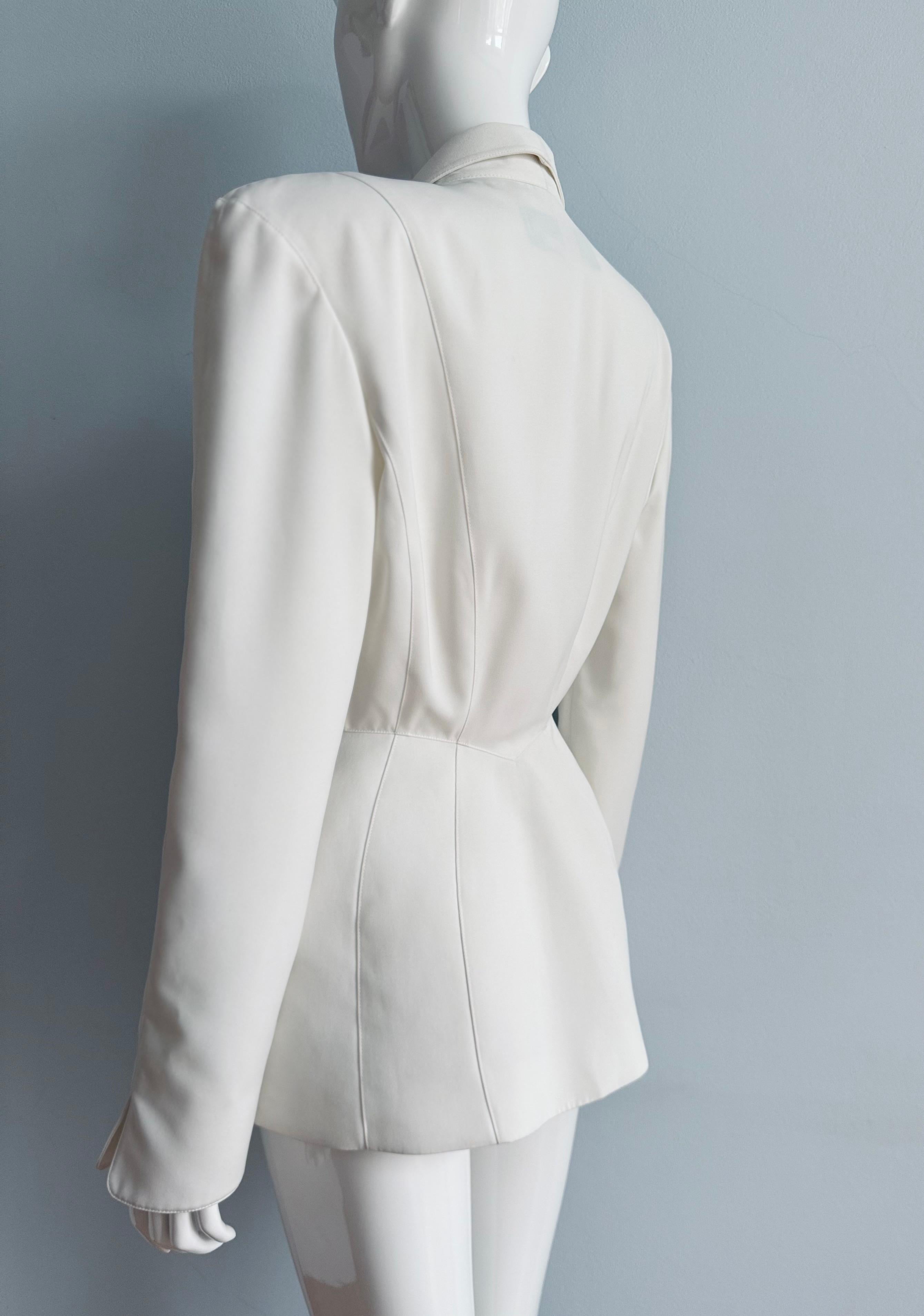 Women's Thierry Mugler SS 1995 White Flower Brooch Adorned Jacket For Sale