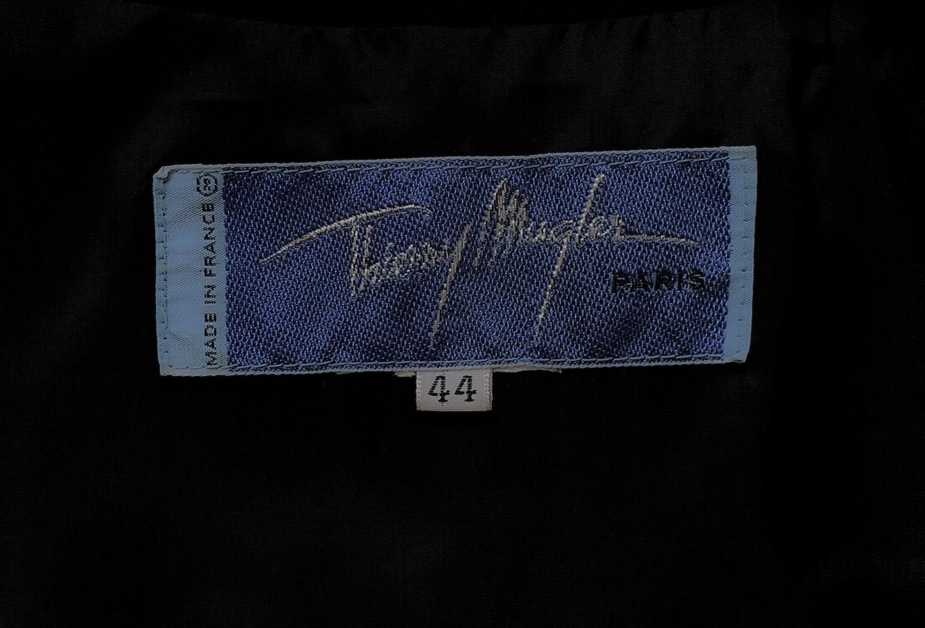 Thierry Mugler SS 2000 Black Jacket Blazer Fitted Fabulous  For Sale 1