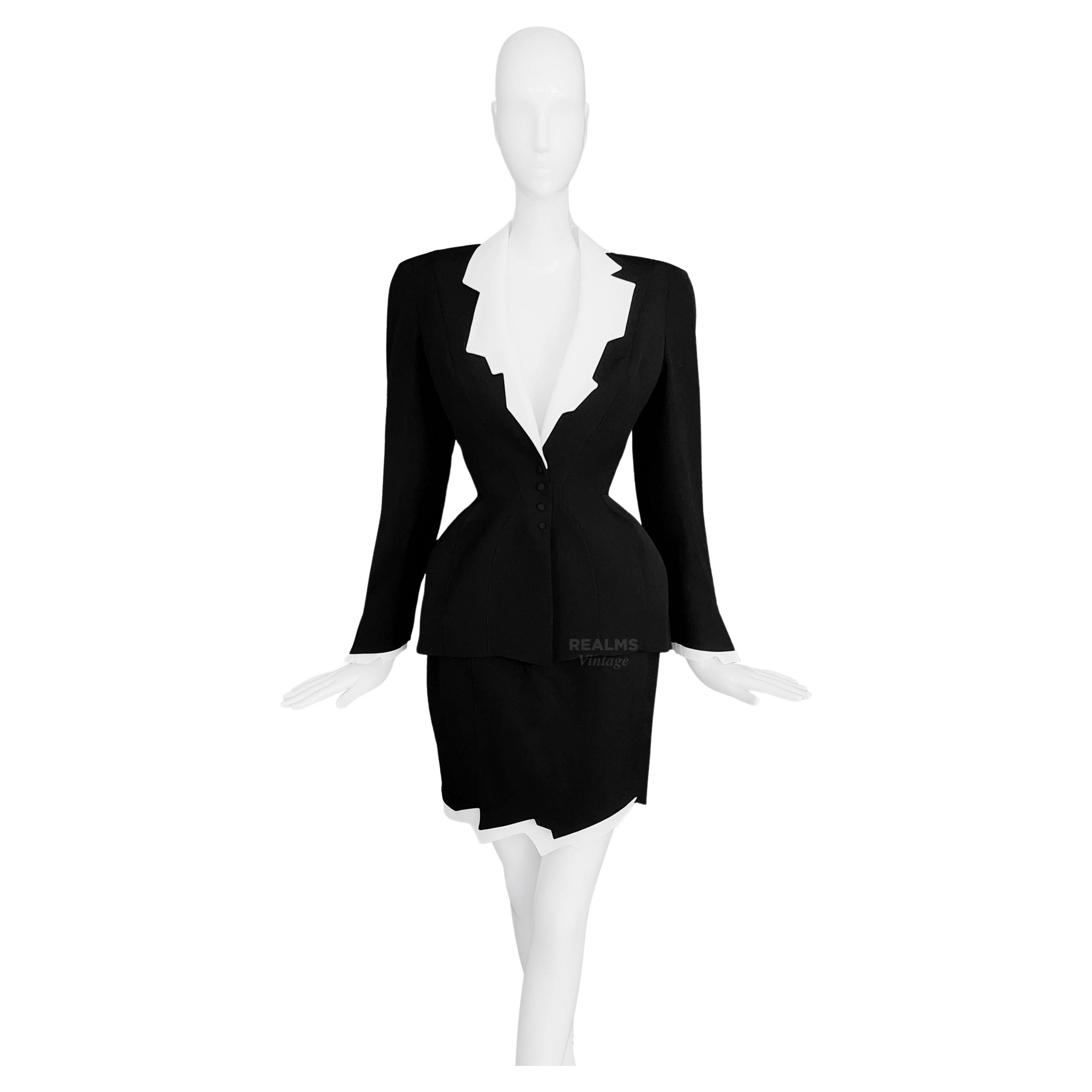 Thierry Mugler SS1994 Archival Icone Runway Suit Sculptural ZigZag Jacket Skirt en vente