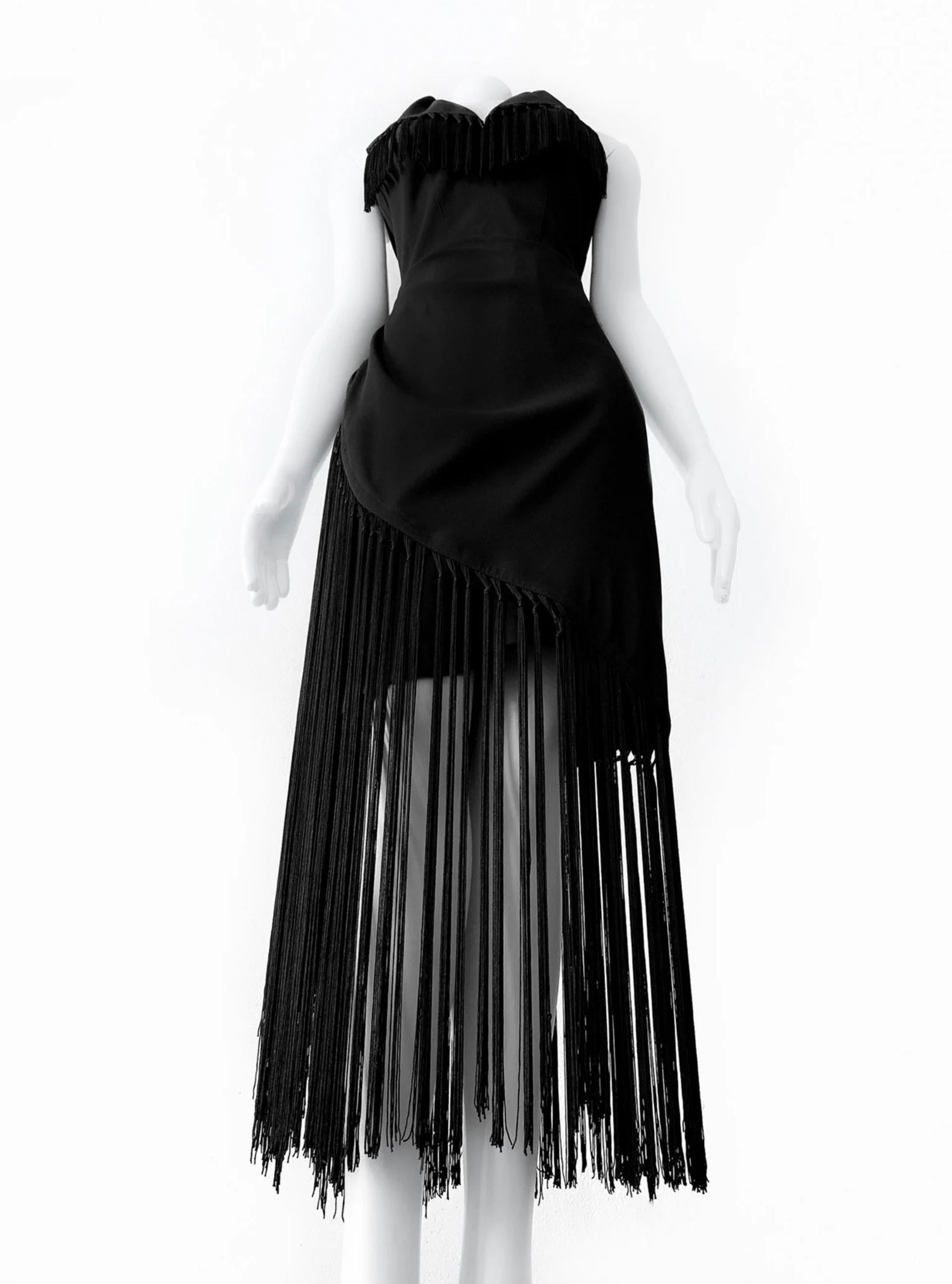 Thierry Mugler SS1997 Gorgeous Black Evening Dress Fringe Elegant Vintage 90s  In Excellent Condition For Sale In Berlin, BE