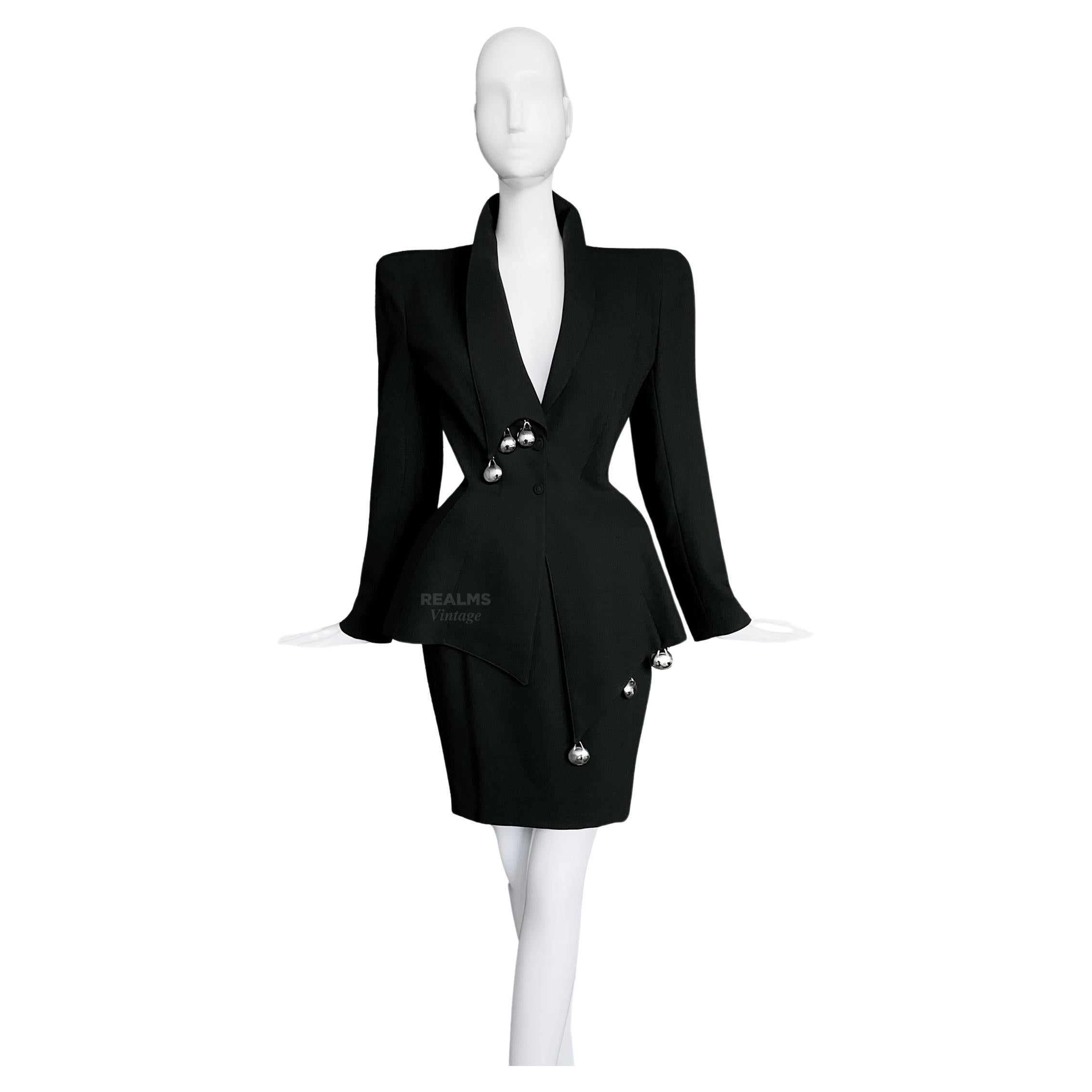 Thierry Mugler SS1998 Tailleur jupe noire dramatique veste métallique argentée en vente