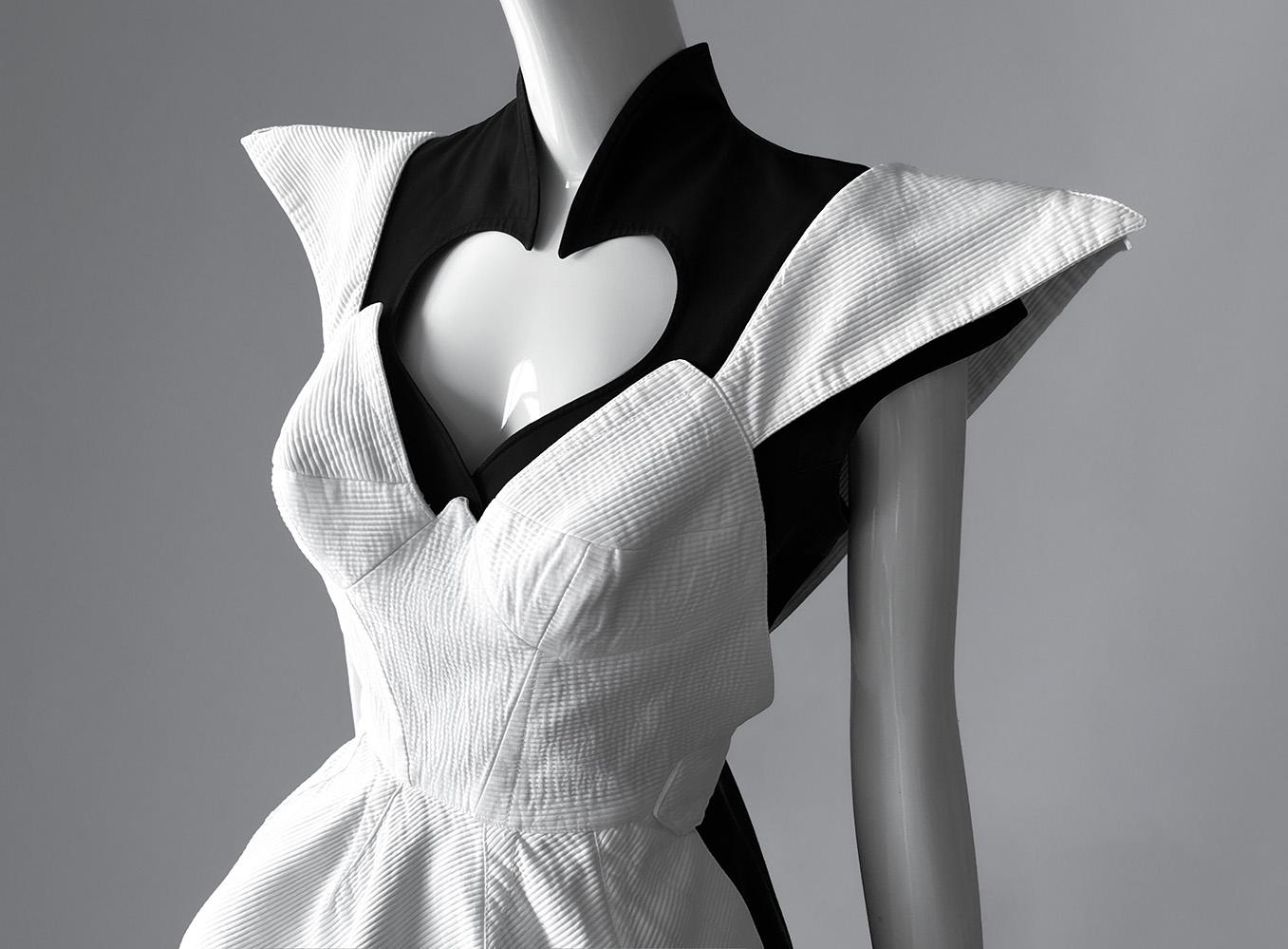 Thierry Mugler Top grembiule bianco super raro SS 1982 in vendita 1