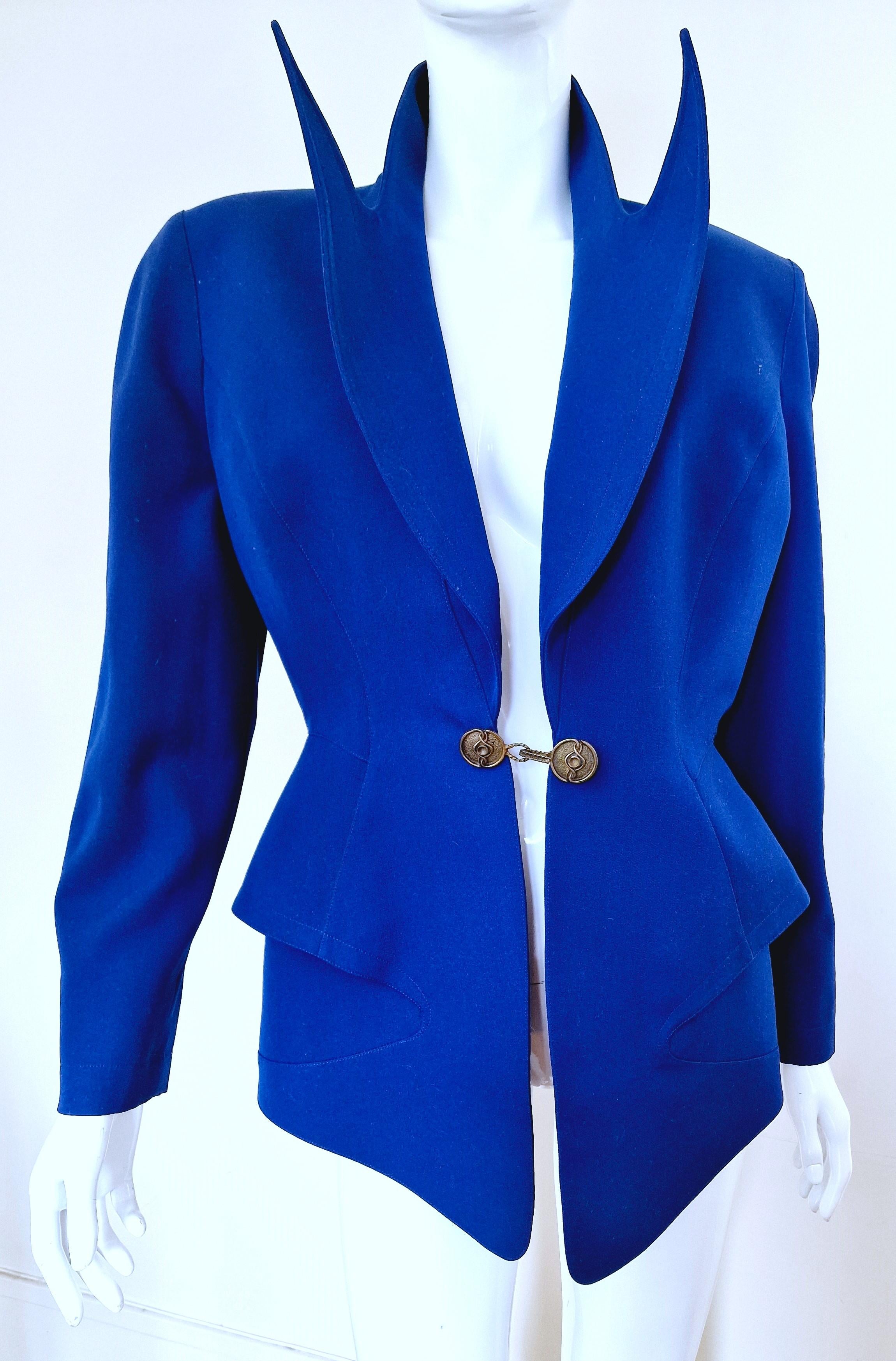 Thierry Mugler Vampire Blue Couture Chain Metal Vintage Large Blazer Jacket In Excellent Condition For Sale In PARIS, FR