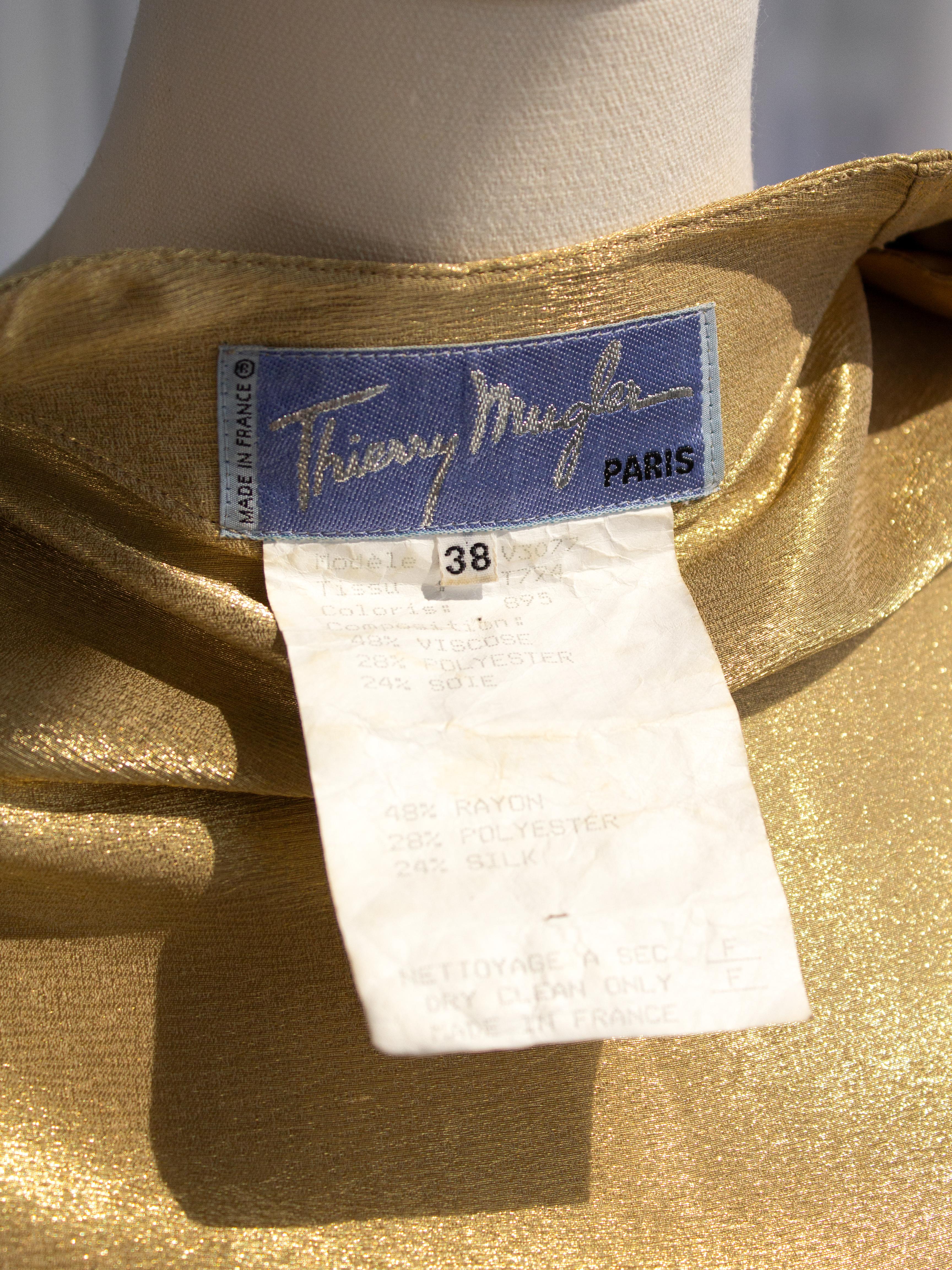 Thierry Mugler Vintage 1980er Jahre Skulpturale fließende, goldfarbene, goldfarbene Seidenjacke im Angebot 5