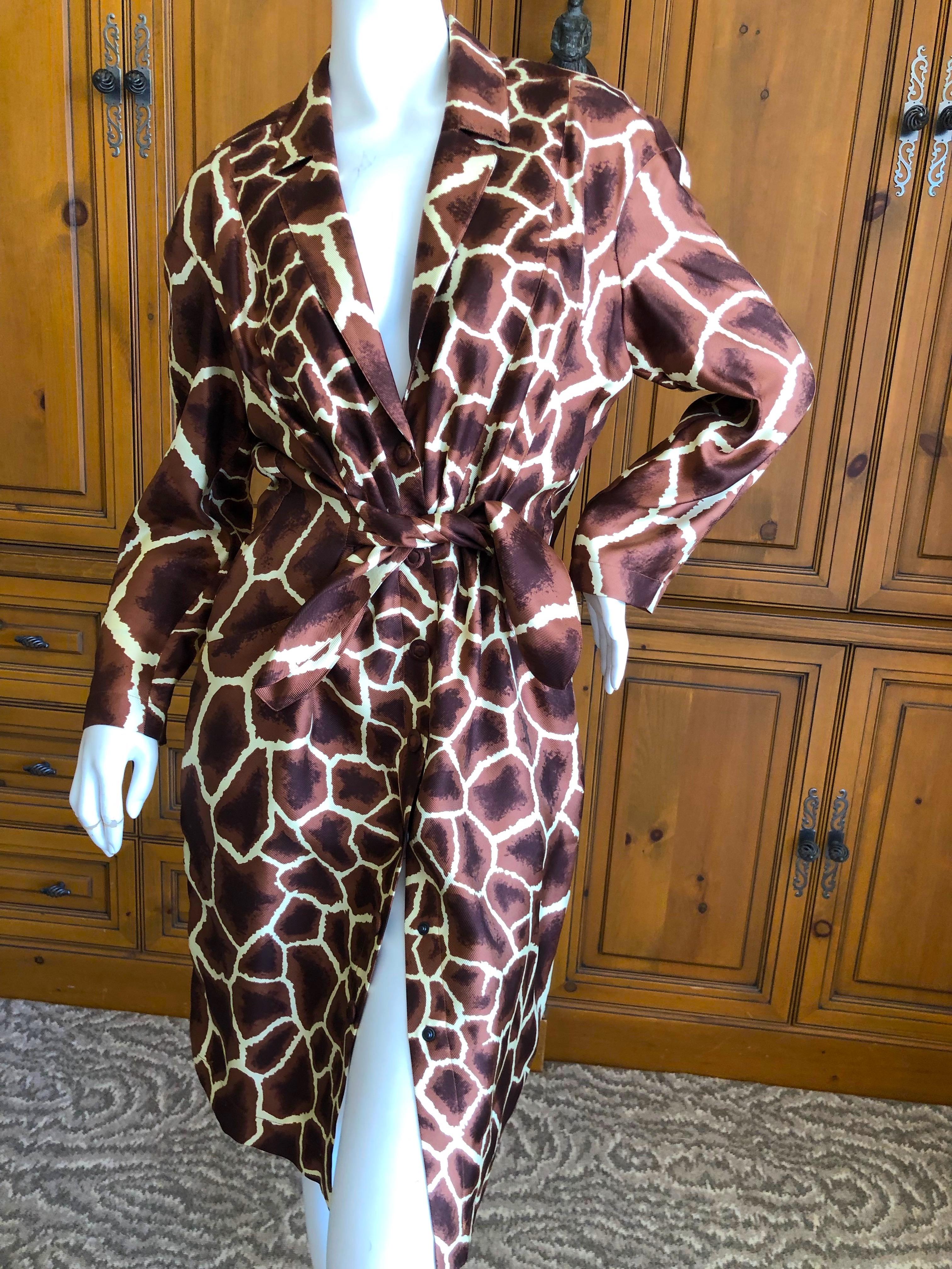 Thierry Mugler Vintage 1980's Silk Scarf Twill Giraffe Pattern Dress 
This is wonderful, created from silk twill, like a fine scarf, very lightweight.
Classic Mugler from the eighties. 
Size 42
Bust 39