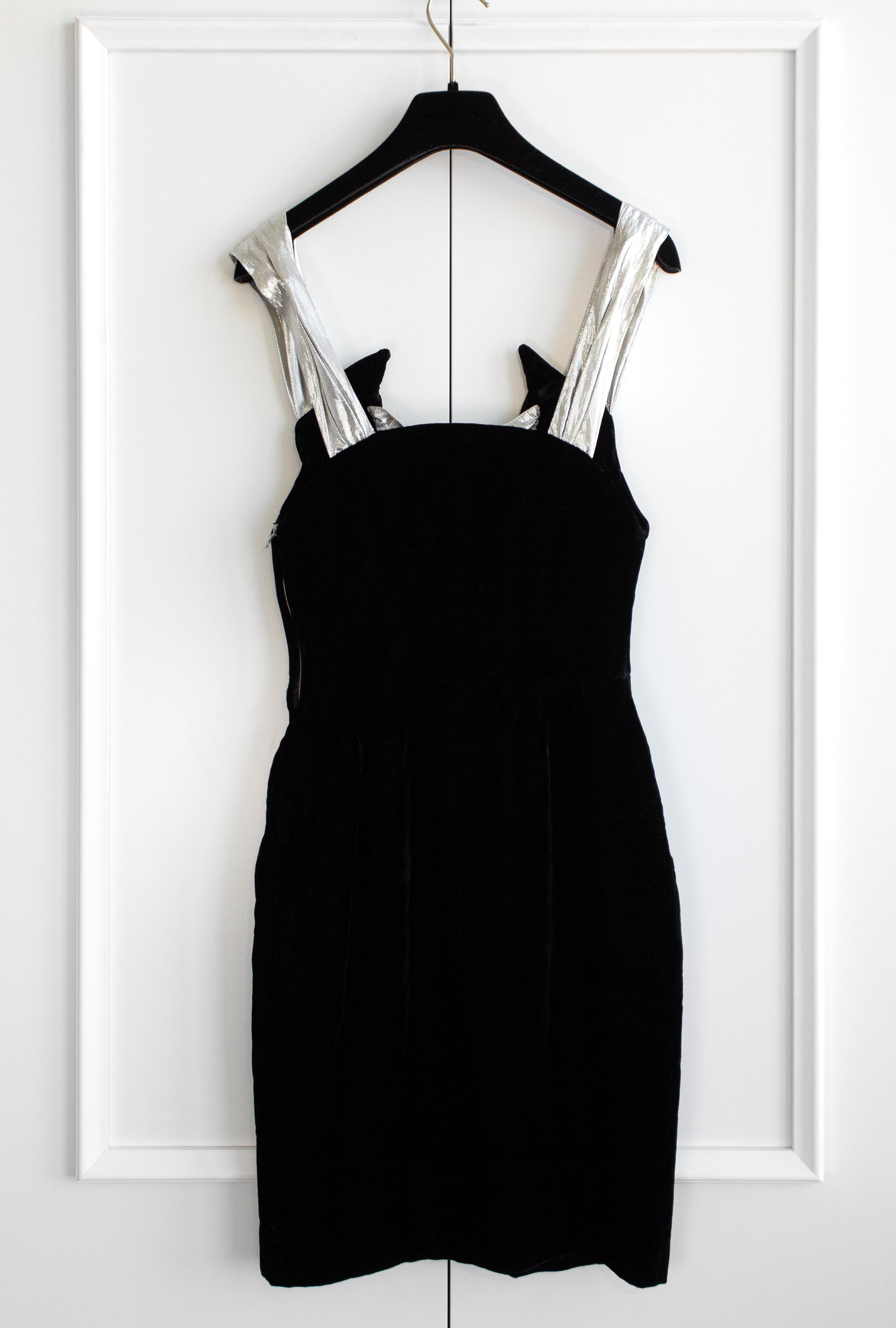 Women's Thierry Mugler Vintage 1990s Black Velvet Silver Lame Winged Vampire Dress For Sale