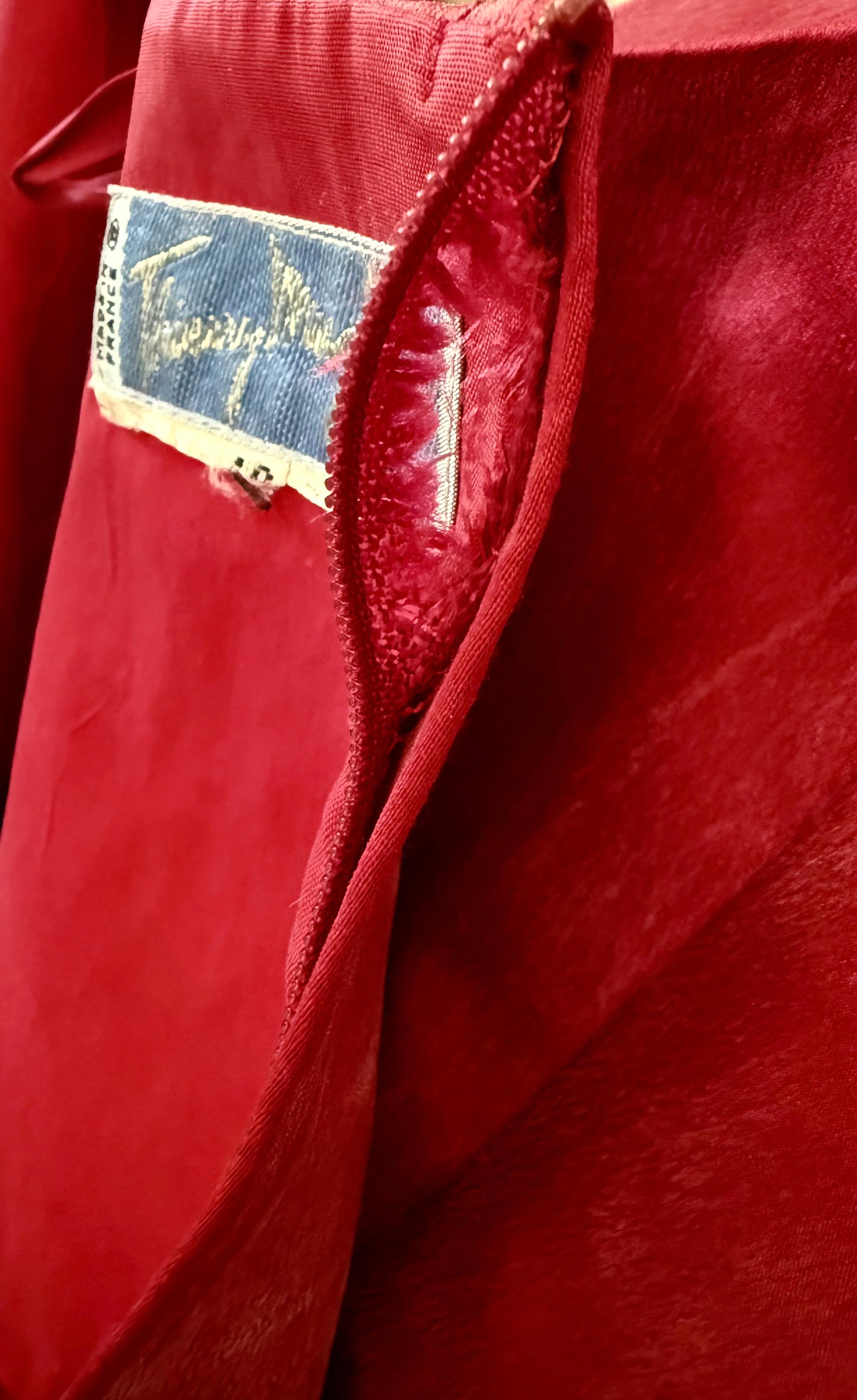 THIERRY MUGLER Vintage 1990's Rotes Seidenkorsett-Cocktailkleid m/  Gürtel im Angebot 8