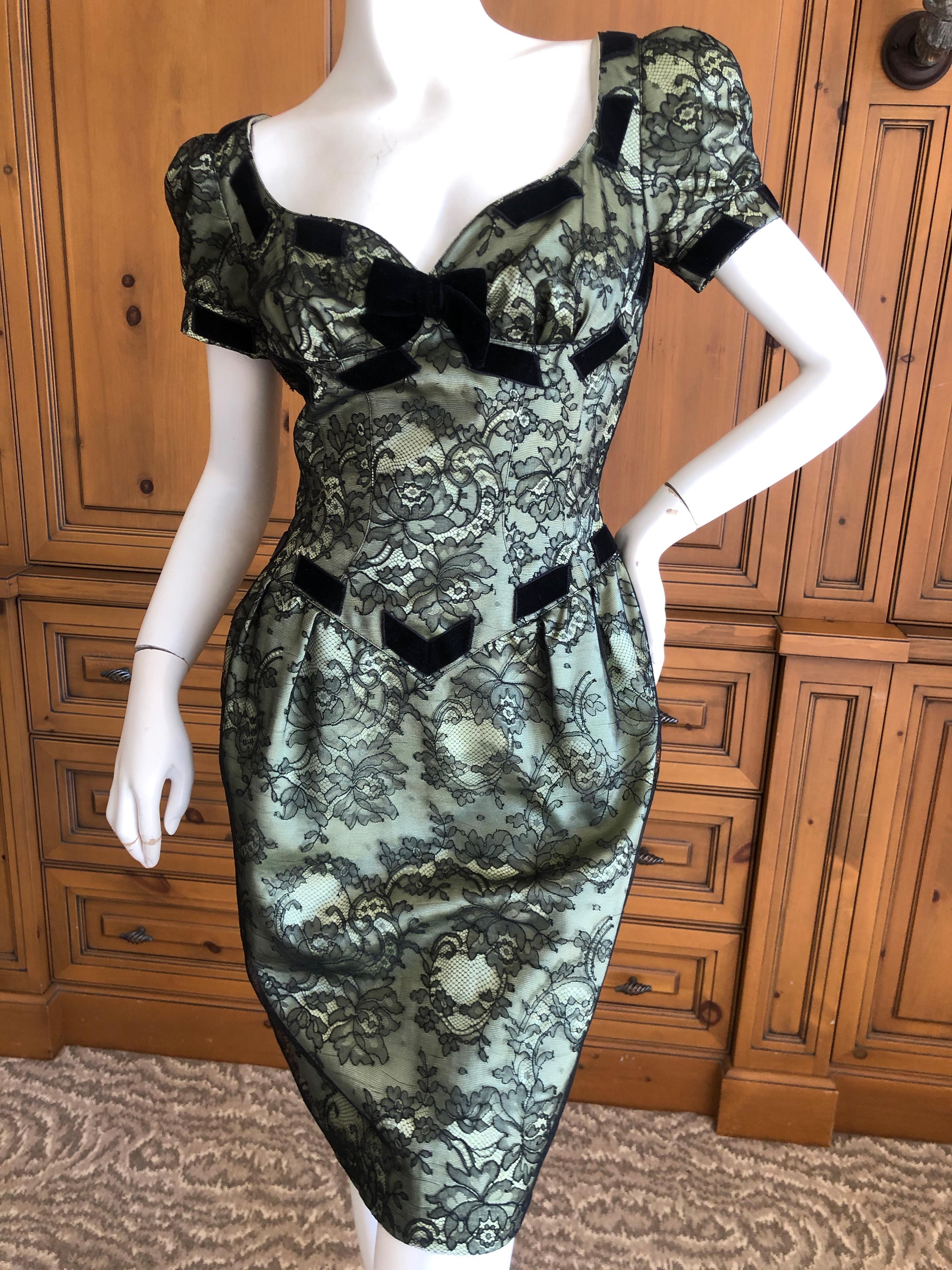 Thierry Mugler Vintage 80's Sexy Silk Lined Lace Overlay Cocktail Dress In Excellent Condition For Sale In Cloverdale, CA