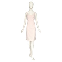 Thierry Mugler élégante robe rose poudre rose au-dessus du genou, années 90