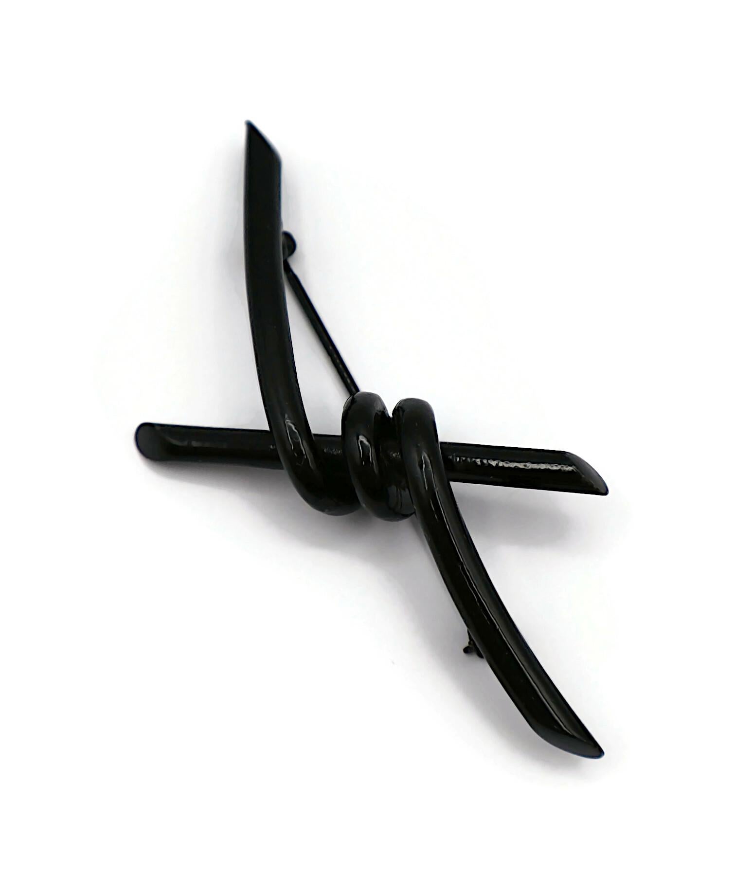 THIERRY MUGLER Vintage Black Barbed Wire Brooch In Good Condition For Sale In Nice, FR