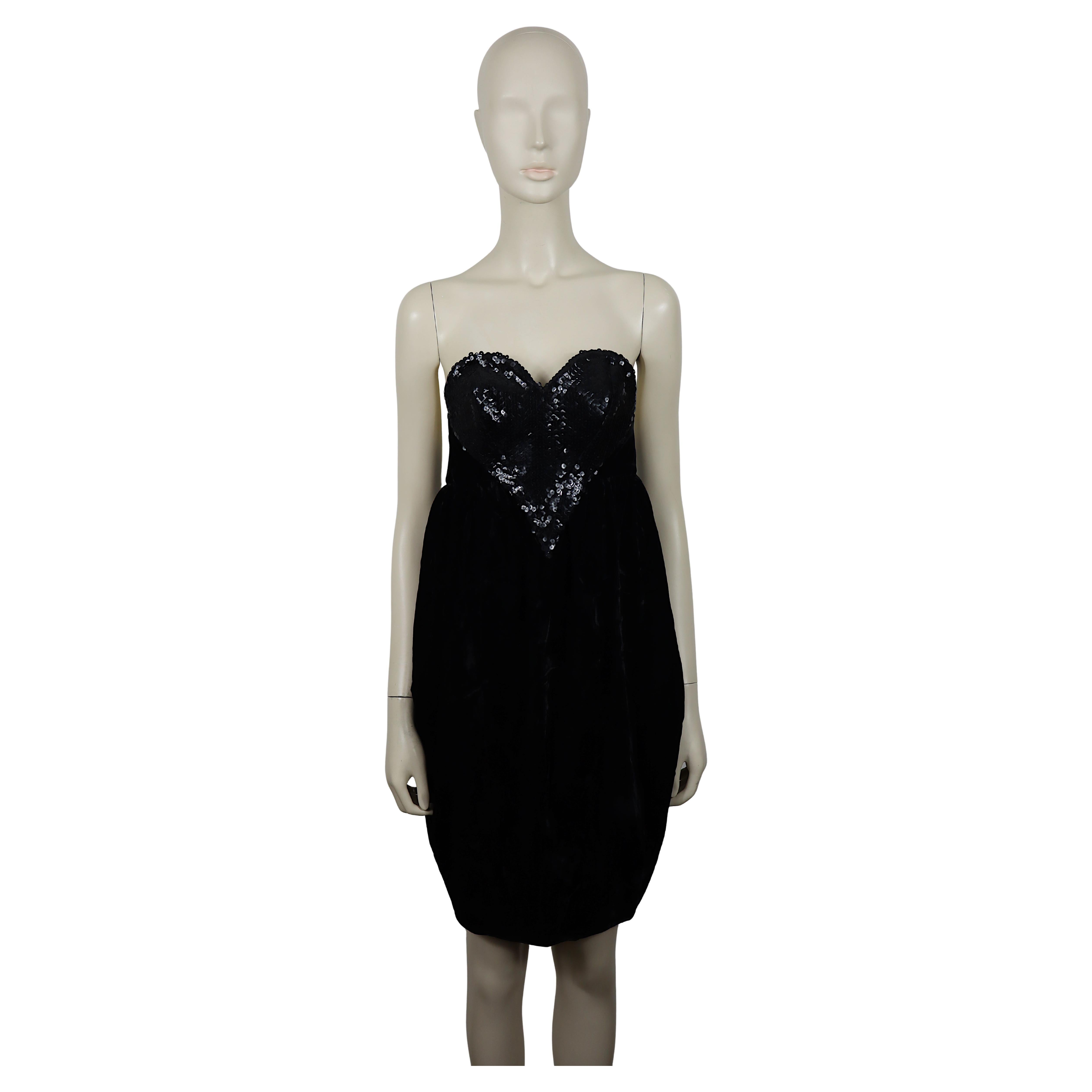 THIERRY MUGLER Vintage Schwarzes Blasenkleid aus Samt mit Pailletten und Herz-Bustier im Angebot