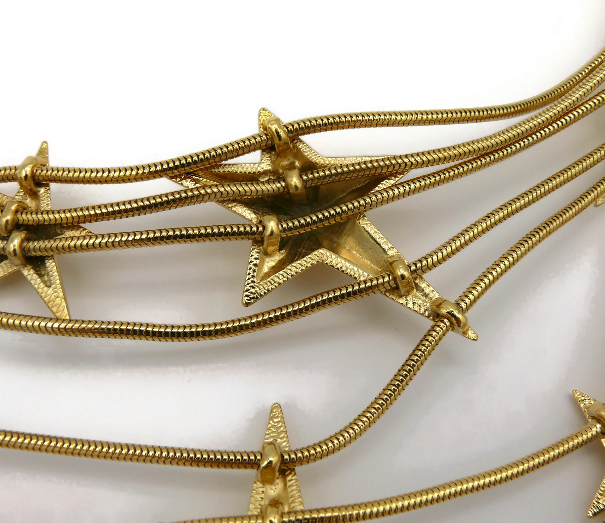 THIERRY MUGLER Vintage Gold Tone Stars Choker Necklace 11