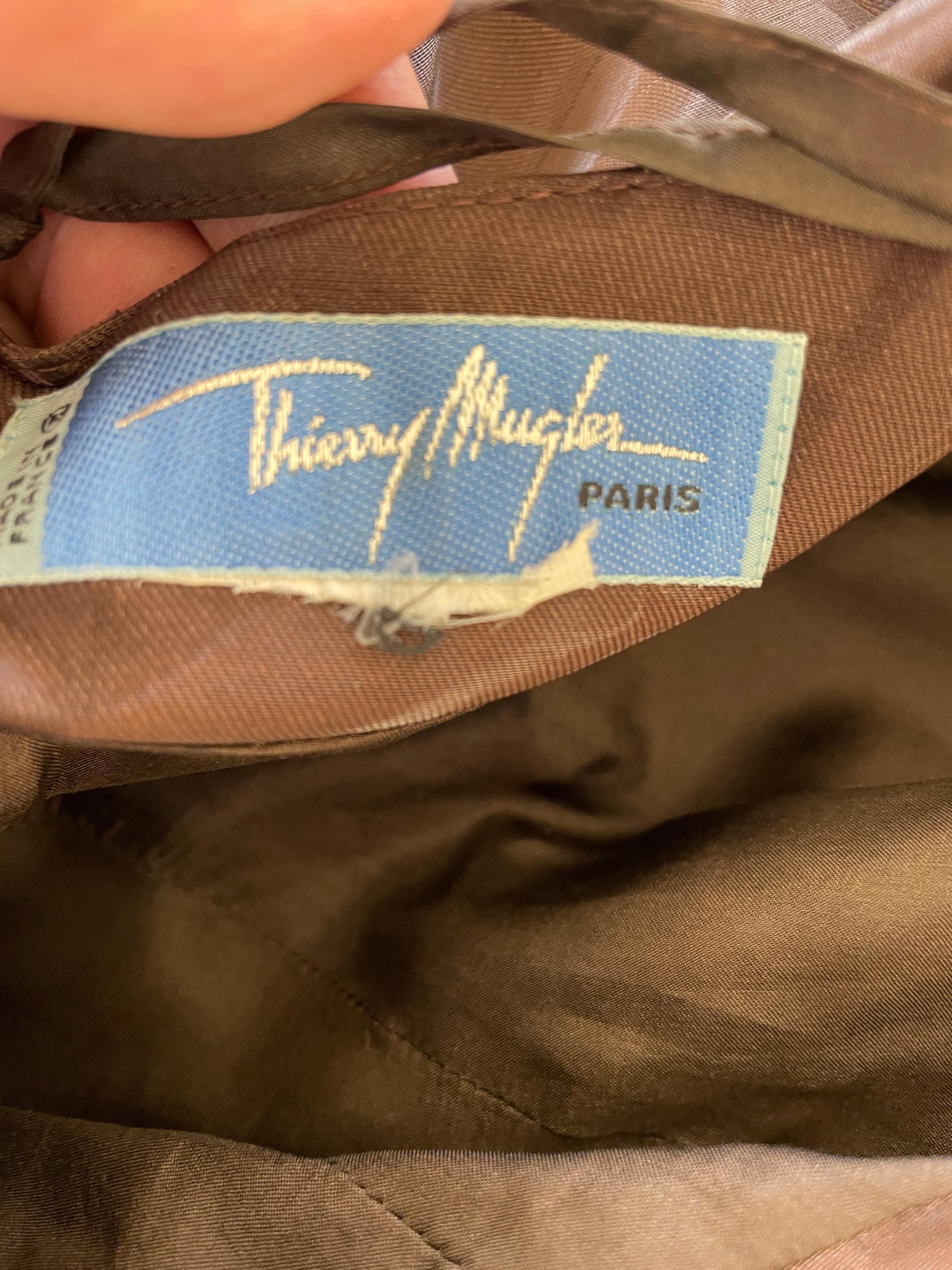 Thierry Mugler Vintage schillernde Cocktailkleid mit Jade Ring Scharnier Halskette 7