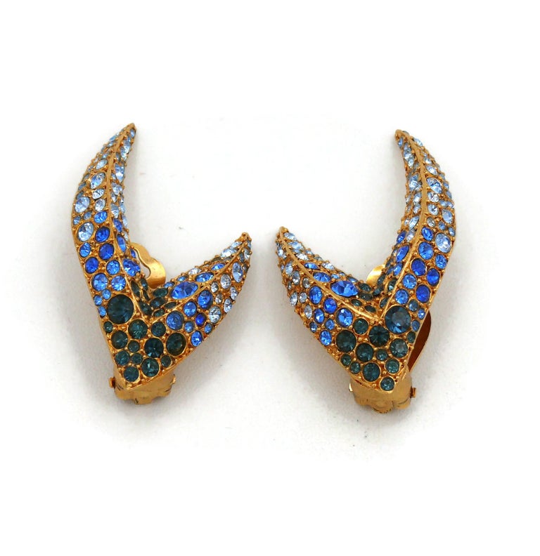 THIERRY MUGLER Clips d'oreilles vintage ornés de bijoux sur 1stDibs