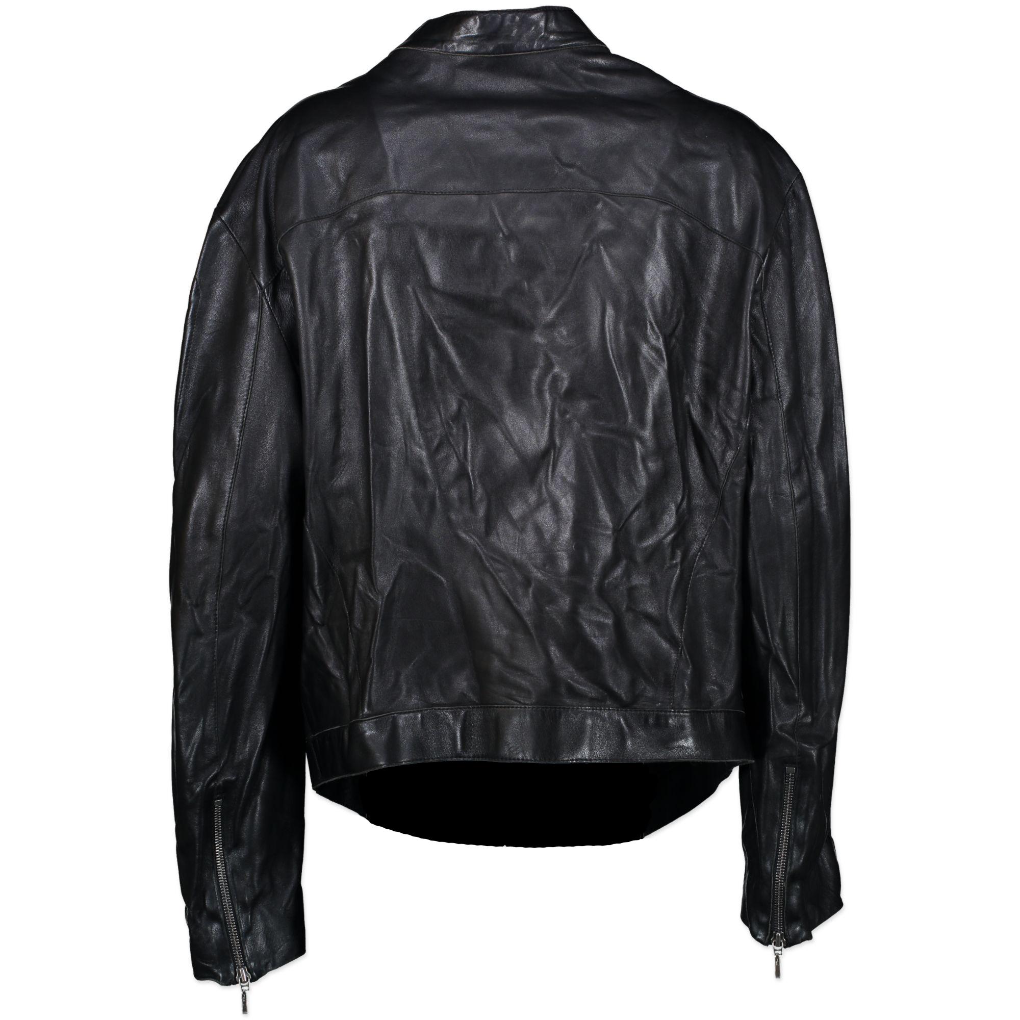 Thierry Mugler Vintage Leather Jacket - size M. This tailored Thierry Mugler Vintage Leather Jacket is crafted out of soft leather in black. The jacket comes in a siz M; 