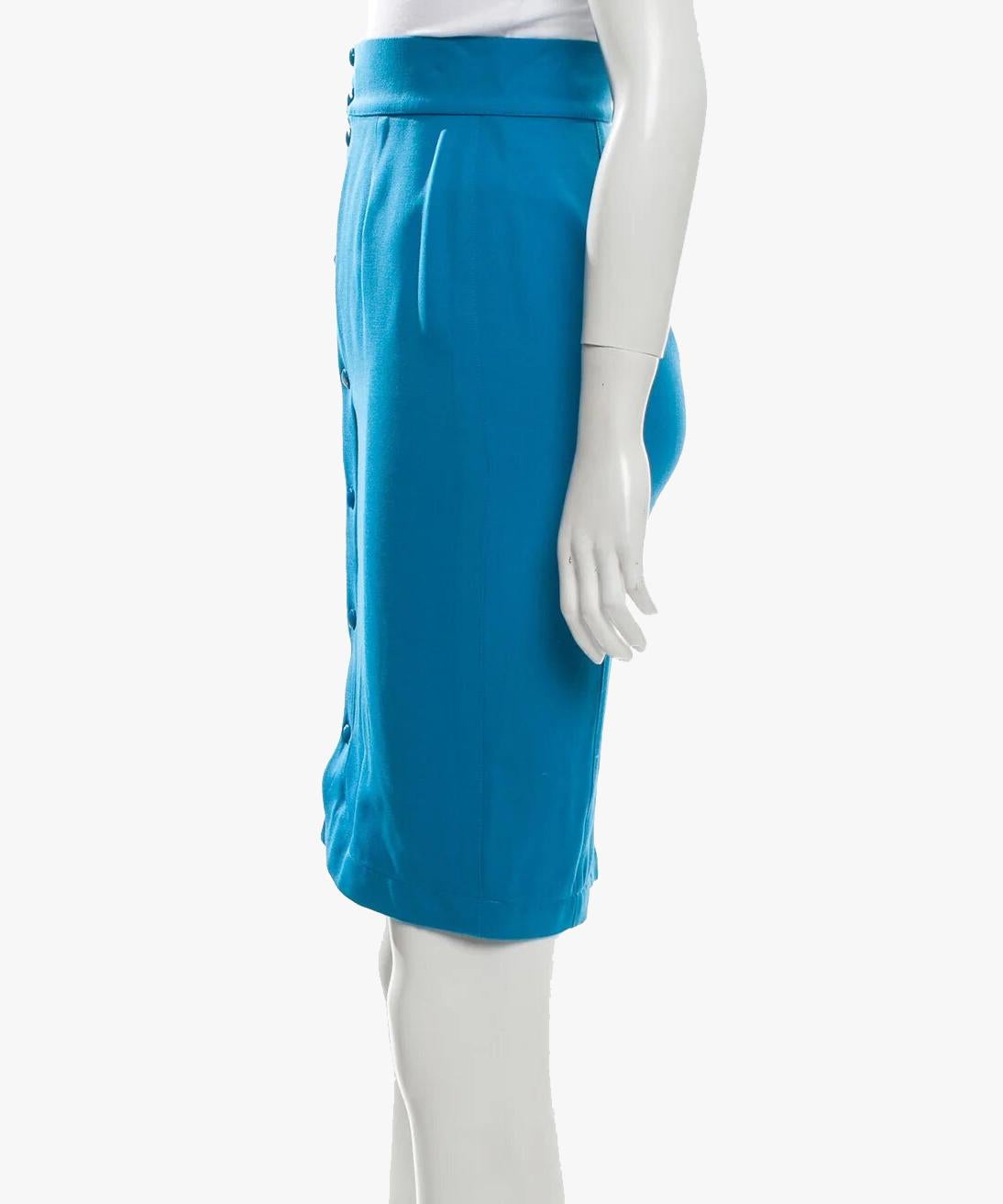 Thierry Mugler wool knee-length pencil skirt with asymmetrical snap closures at front

Size – FR36 / XS
Waist – 61 cm
Hip – 85 cm
Length – 60 cm

Fabric – 100% Wool
Condition – very good

........Additional information ........

- Photo might be