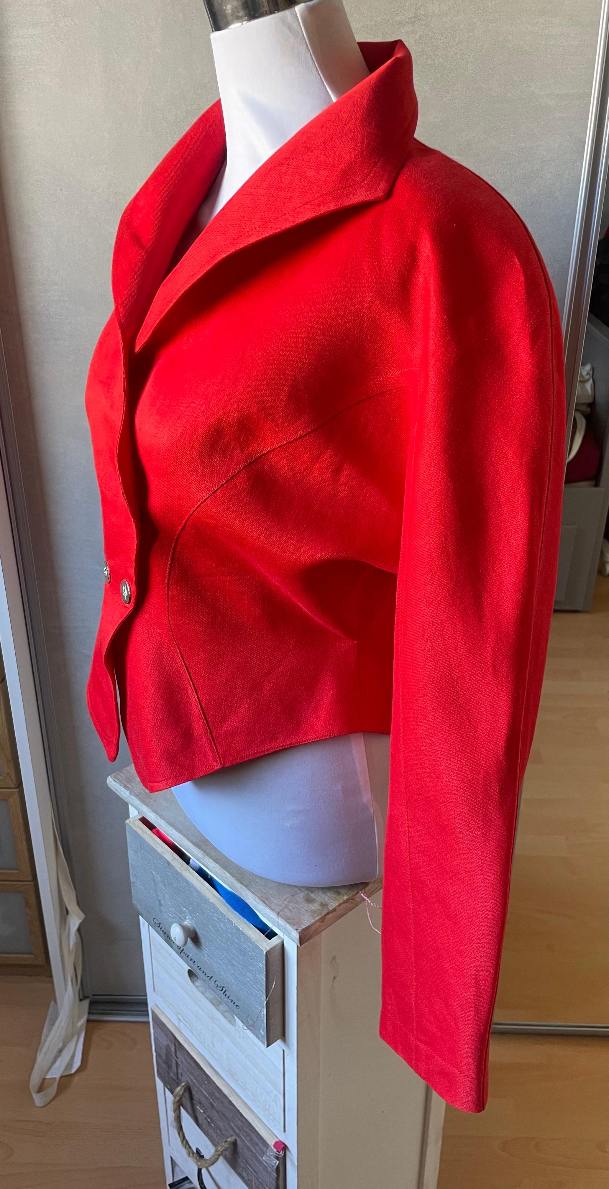 THIERRY MUGLER Chaqueta roja vintage en Excelente estado para la venta en CACHAN, FR
