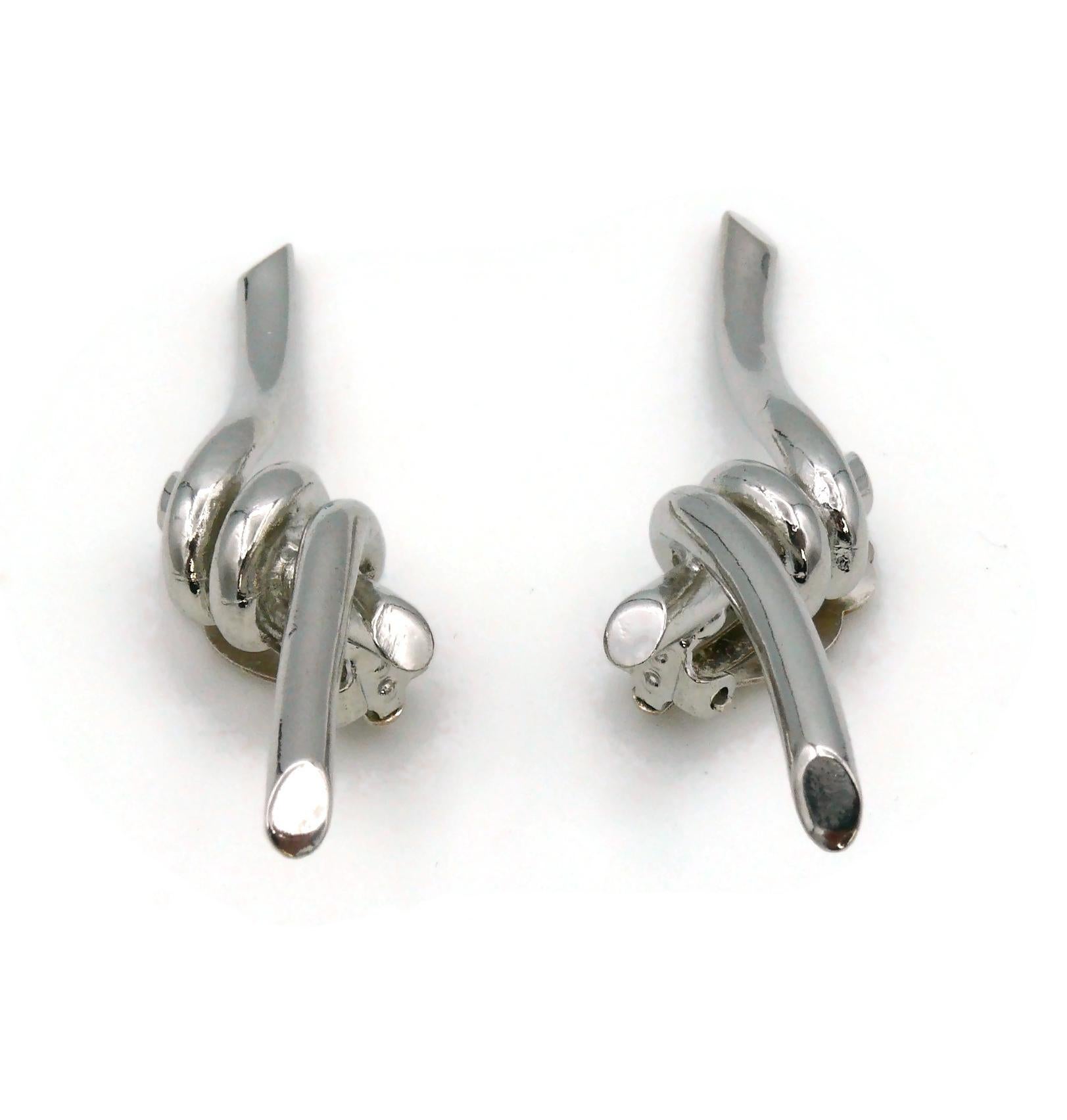 THIERRY MUGLER Vintage Silver Tone Barbed Wire Clip-On Earrings In Good Condition In Nice, FR