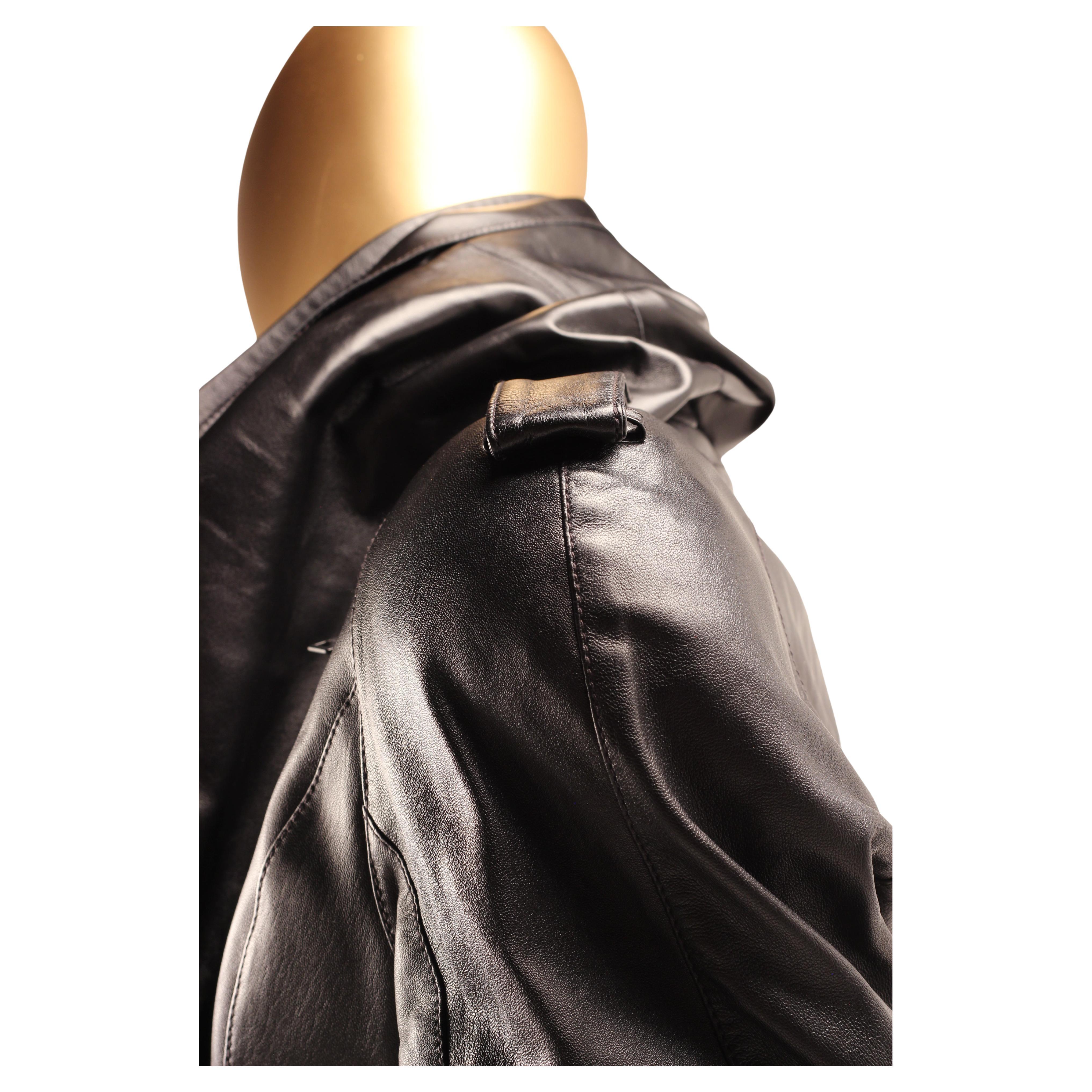 Thierry Mugler x H&M Black Leather Cropped Jacket with Scarf - 2023 For Sale 6