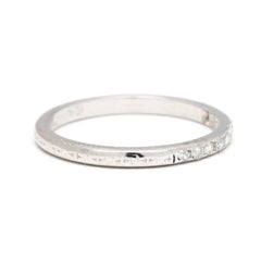 Thin .10ctw Diamond Platinum Band Ring, Ringgröße 5,5, Platin