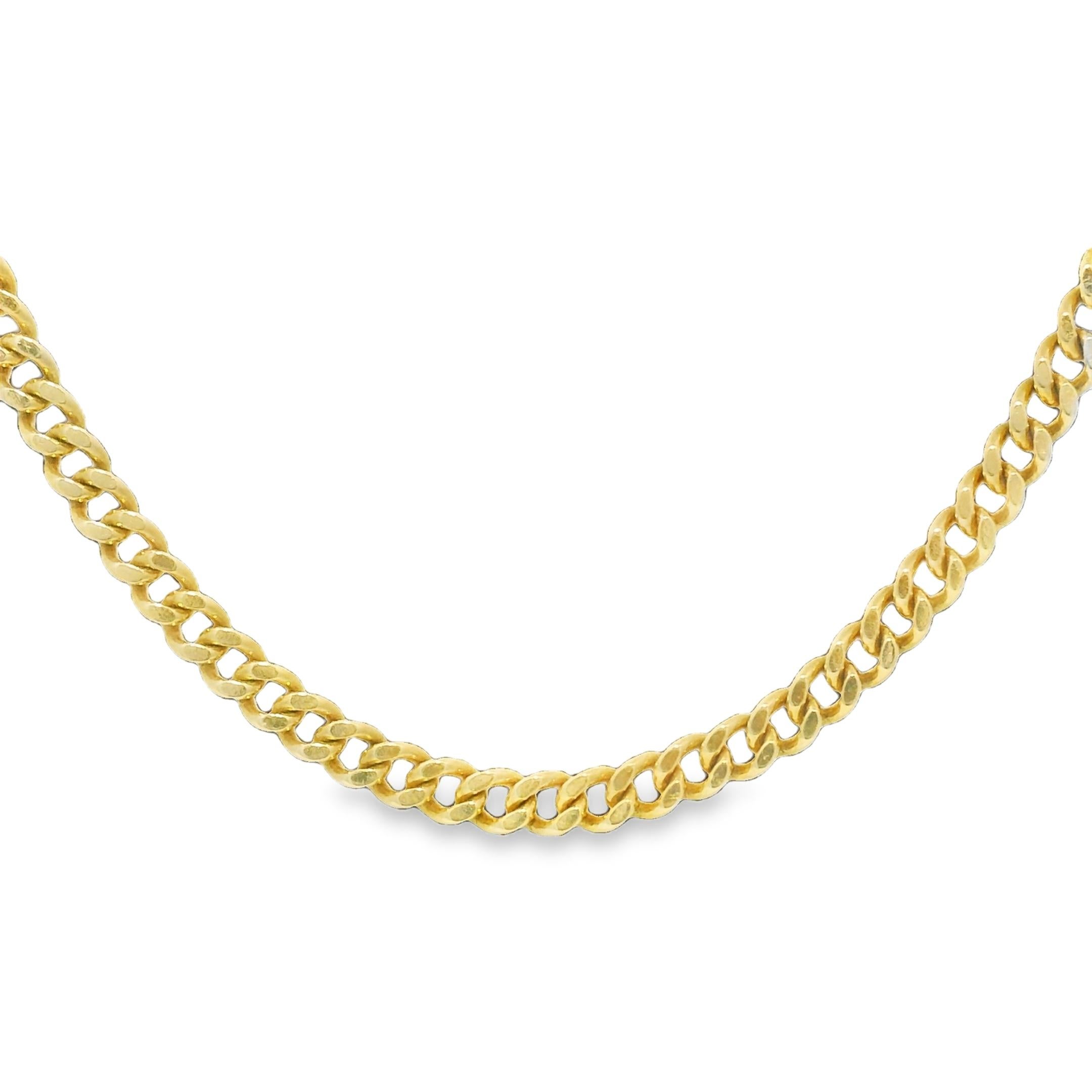 Collana con catena a maglie cubane sottili da 2,2 mm in oro giallo 14k

Prodotto: Collana a catena Cuban Link
Materiale: oro giallo 14k
Lunghezza della catena: La catena è lunga circa 26 pollici
Dimensioni della catena: La catena ha una larghezza di