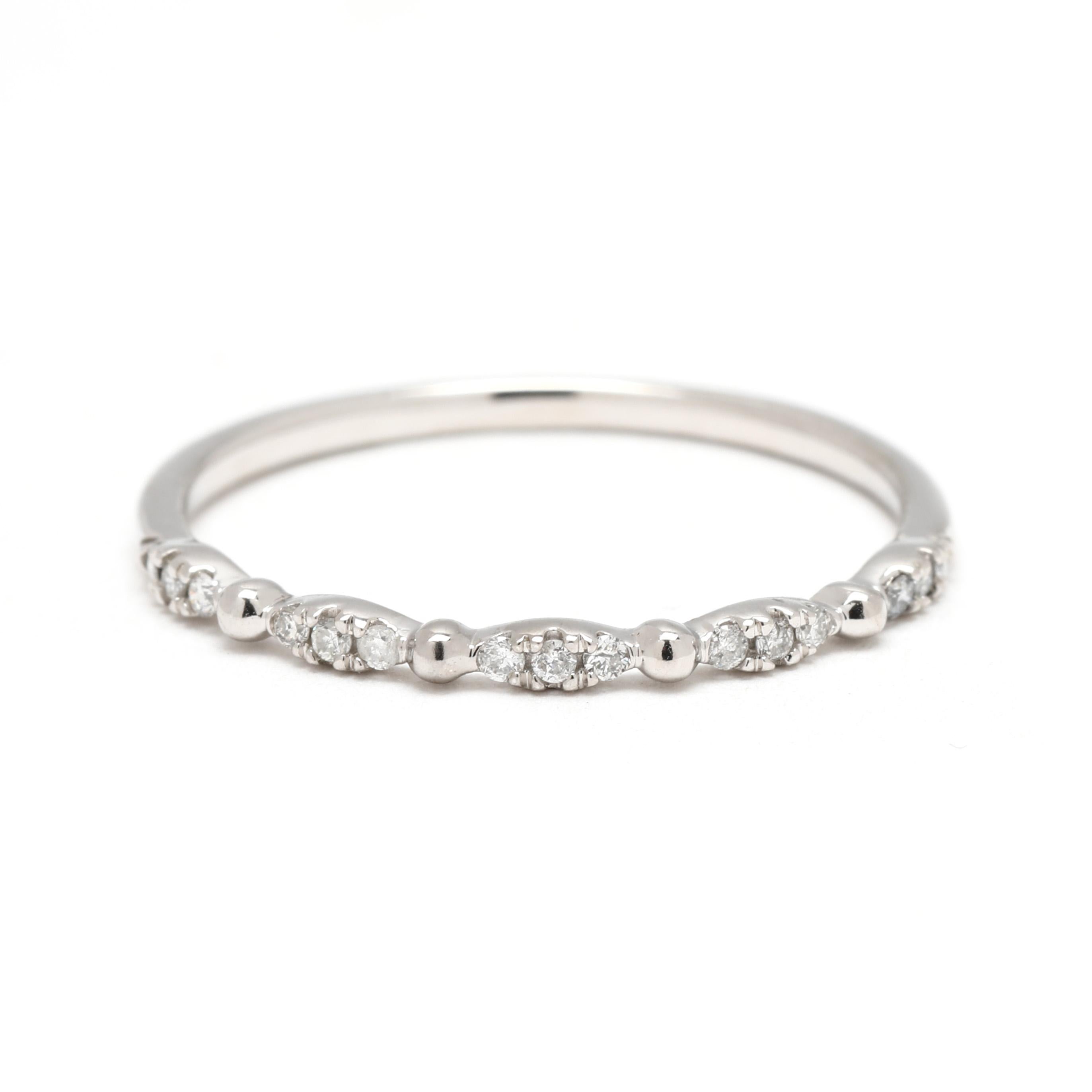 Bague à diamant fin, or blanc 14k, taille 7, empilable en vente