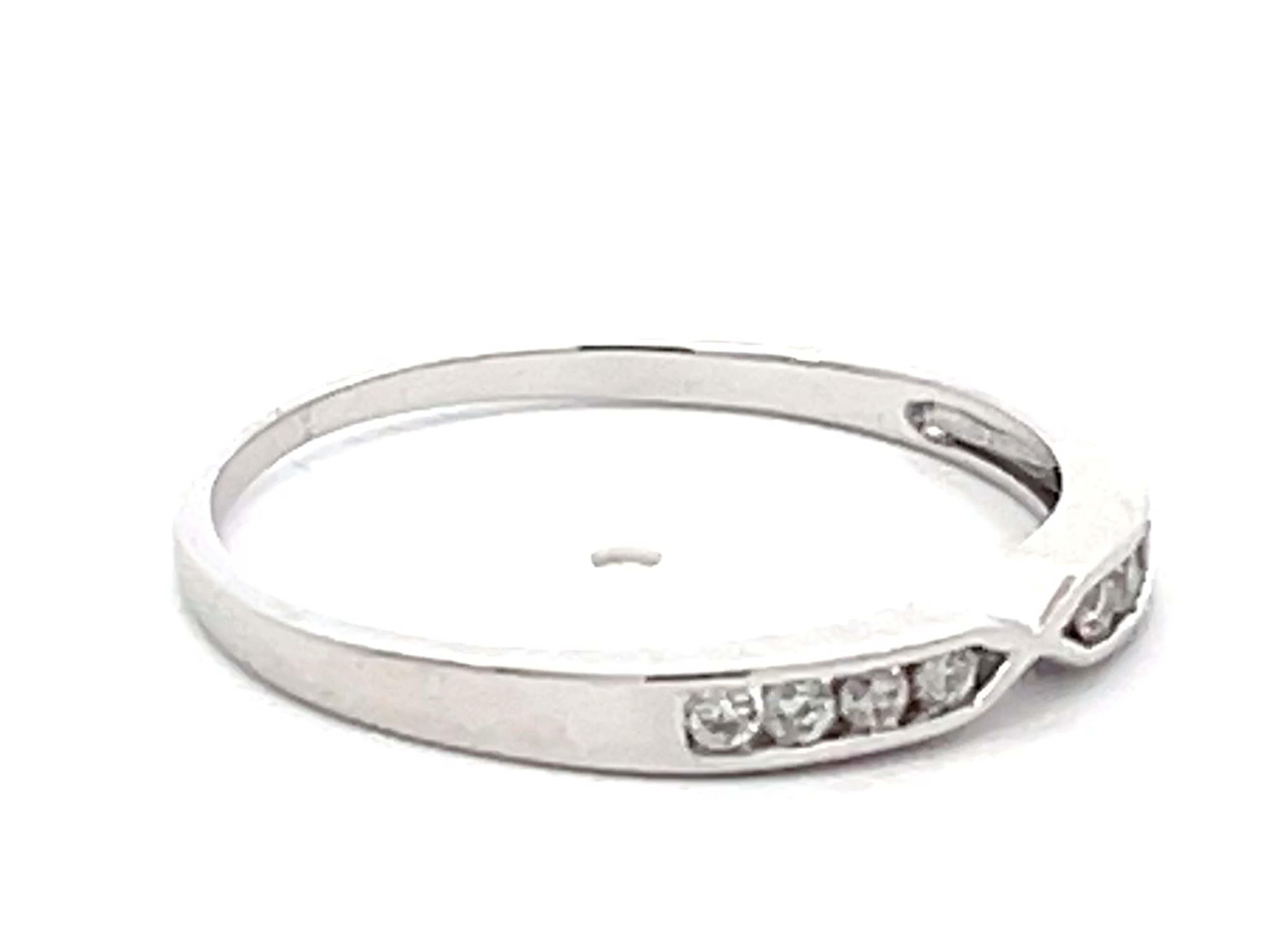 Modern Thin Diamond Stackable Band Ring 14k White Gold For Sale