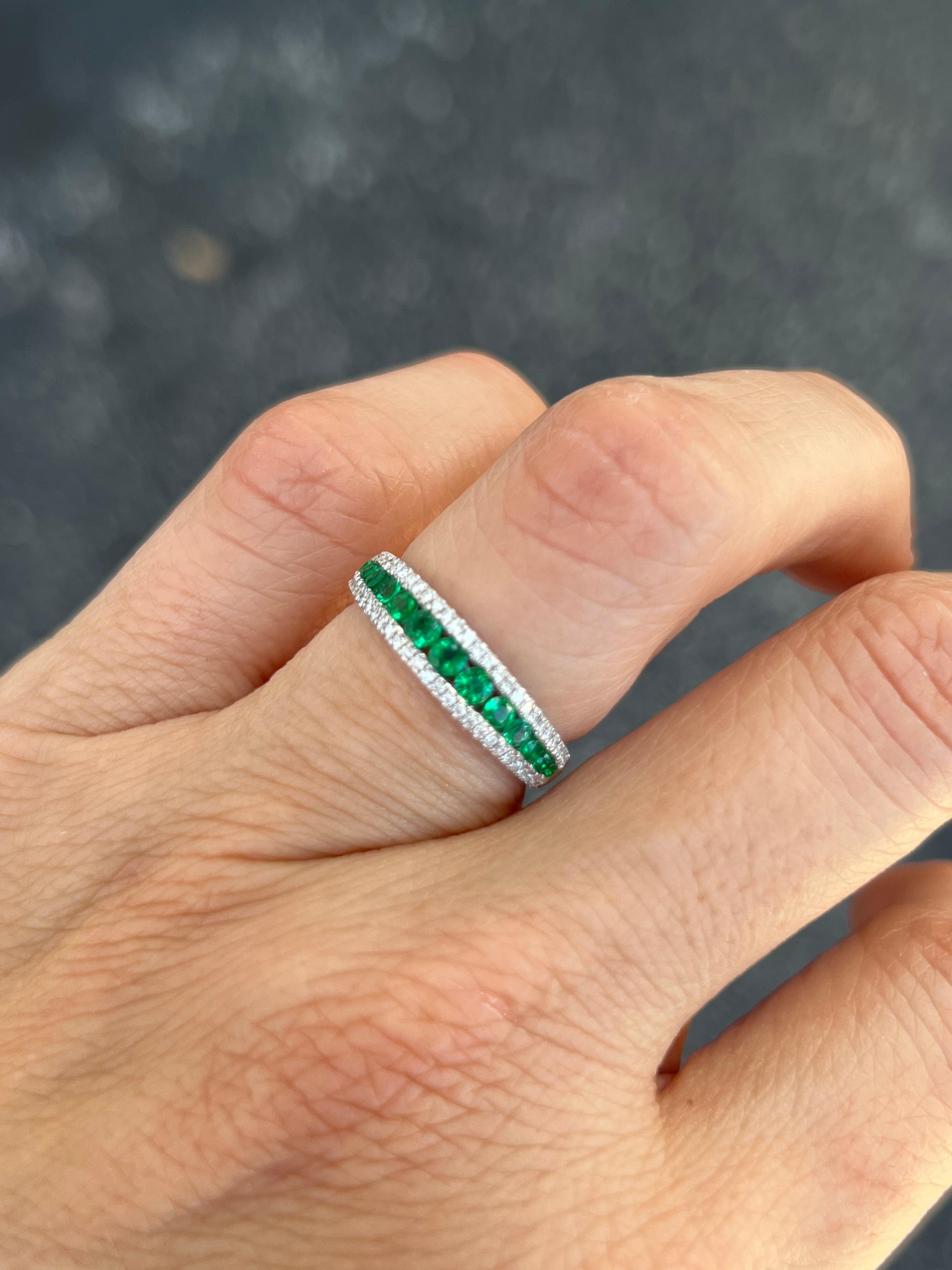 Thines Smaragd- und Diamantband im Zustand „Neu“ im Angebot in Miami, FL