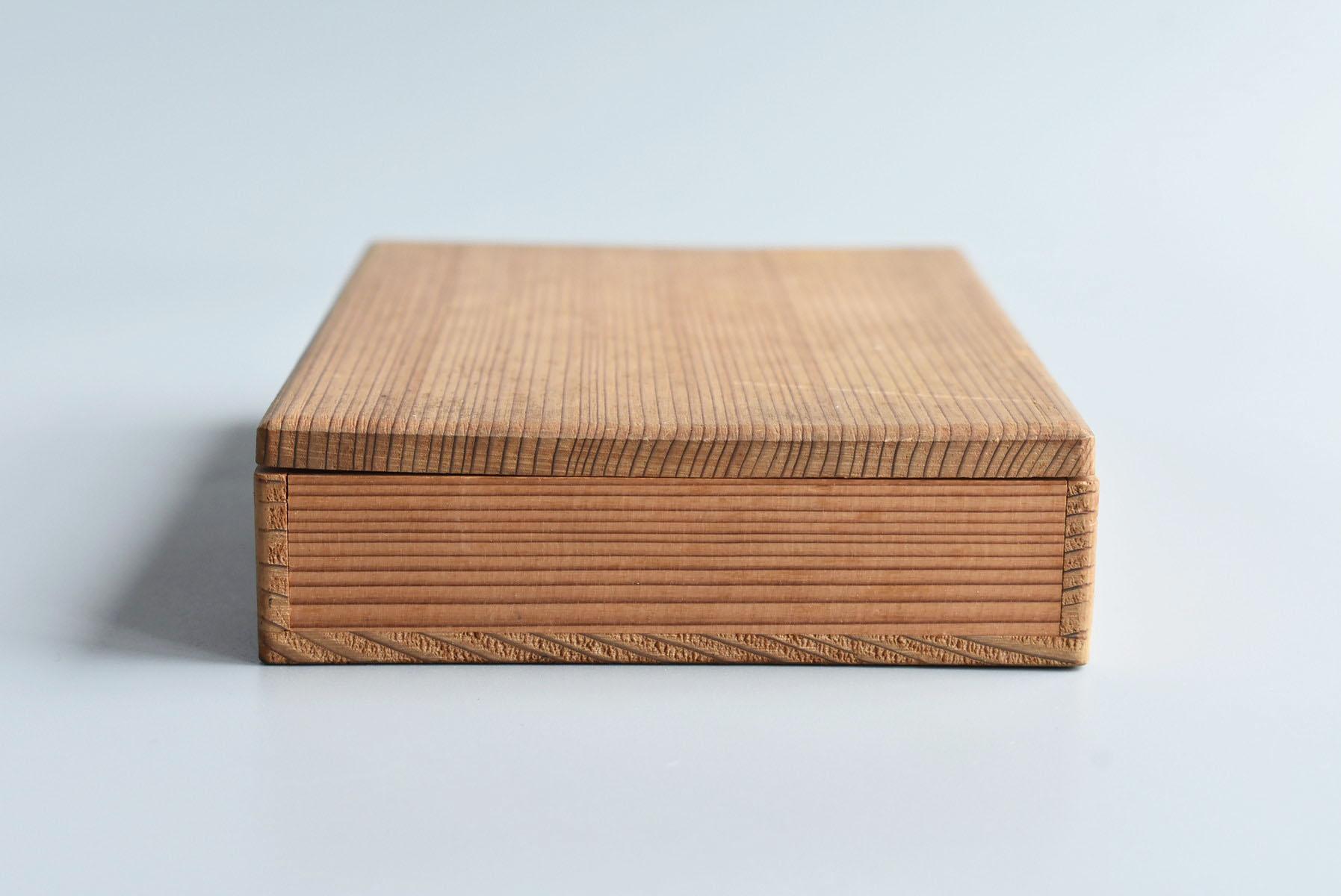 Thin Small Tray Made of Old Japanese Mulberry / Shop Card Holder / Tea Tray For Sale 8