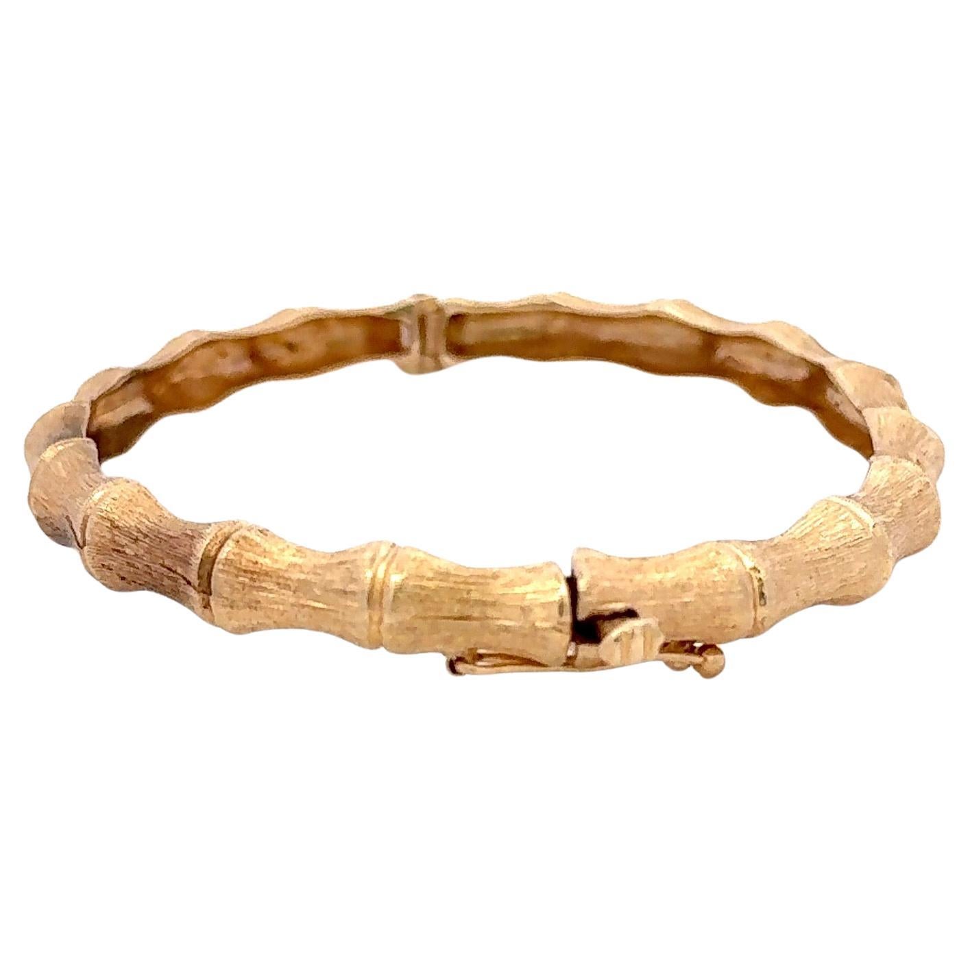 Bracelet jonc empilable à motif bambou en or jaune 14 carats 14,3 grammes Excellent état - En vente à New York, NY