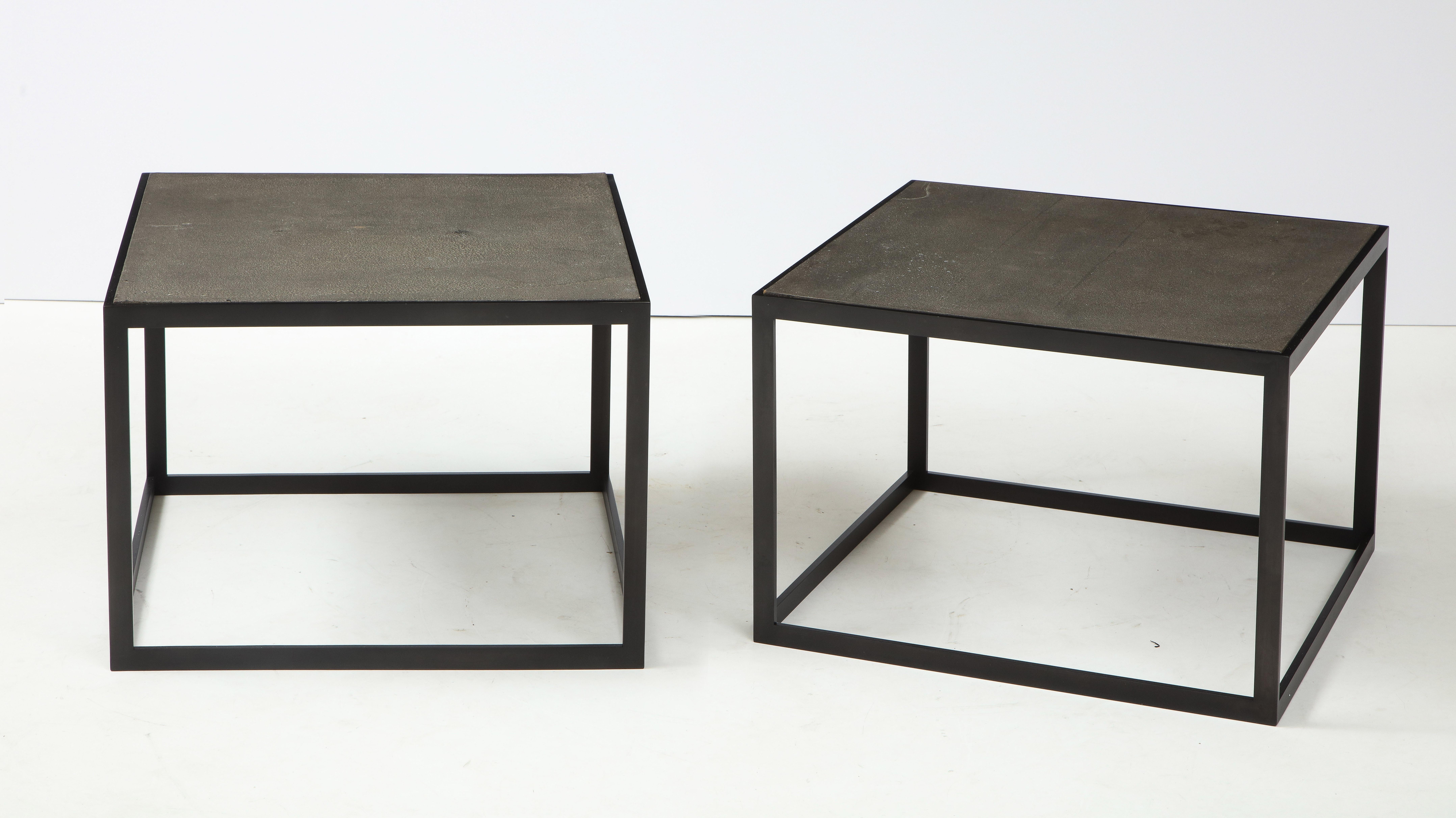 'Thin' table, custom, made to order coffee side tables
Hand made & blackened base with stonema rblewood top
Available in various materials, sizes & finishes
Measures: H: 16.75 D: 23.25 W: 23.25 in.