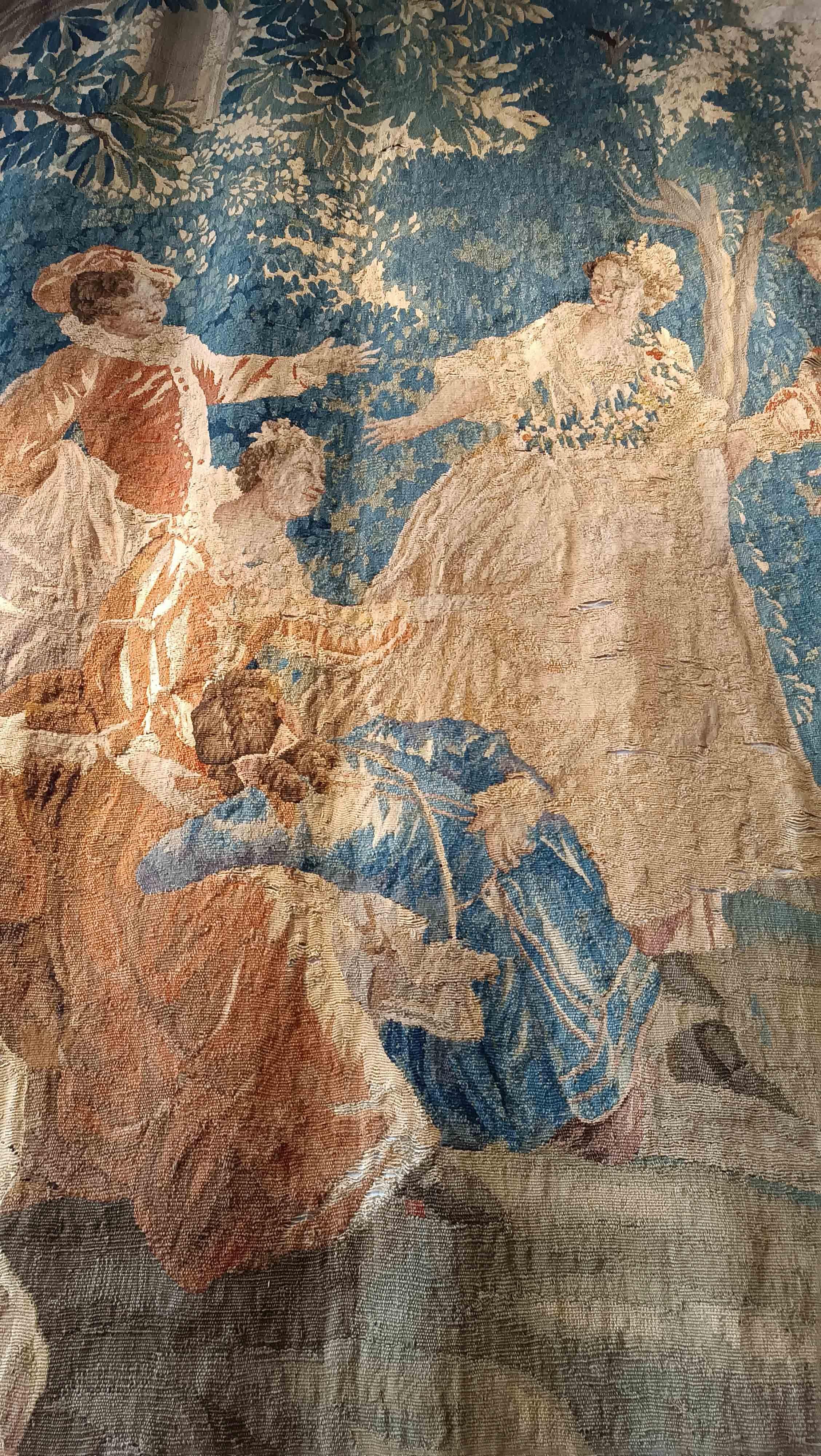 French THIRD QUARTER 18th CENTURY TAPESTRY WITH 