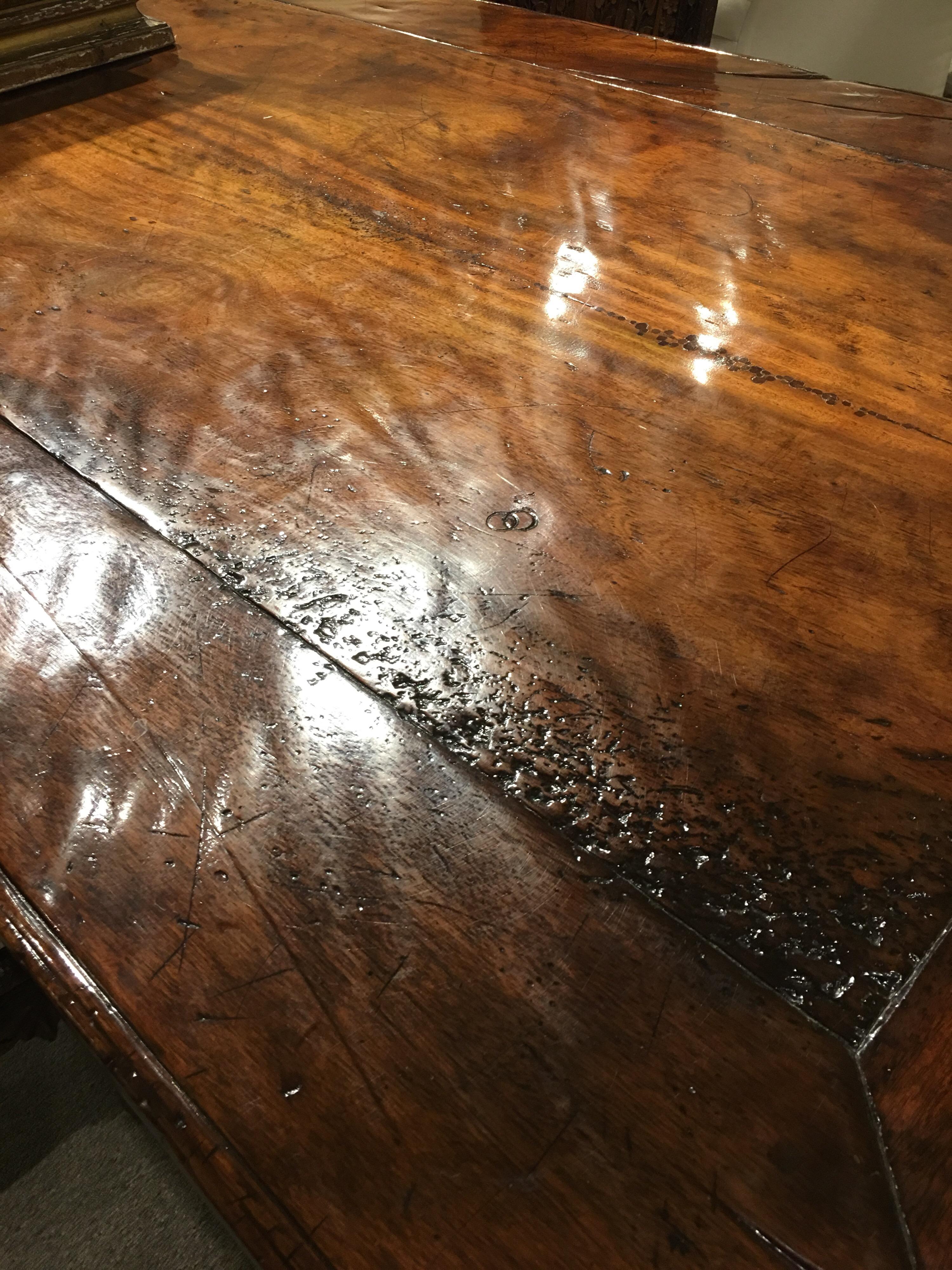 Mike Bell, Inc. Montpellier Dining Table In Good Condition For Sale In Chicago, IL