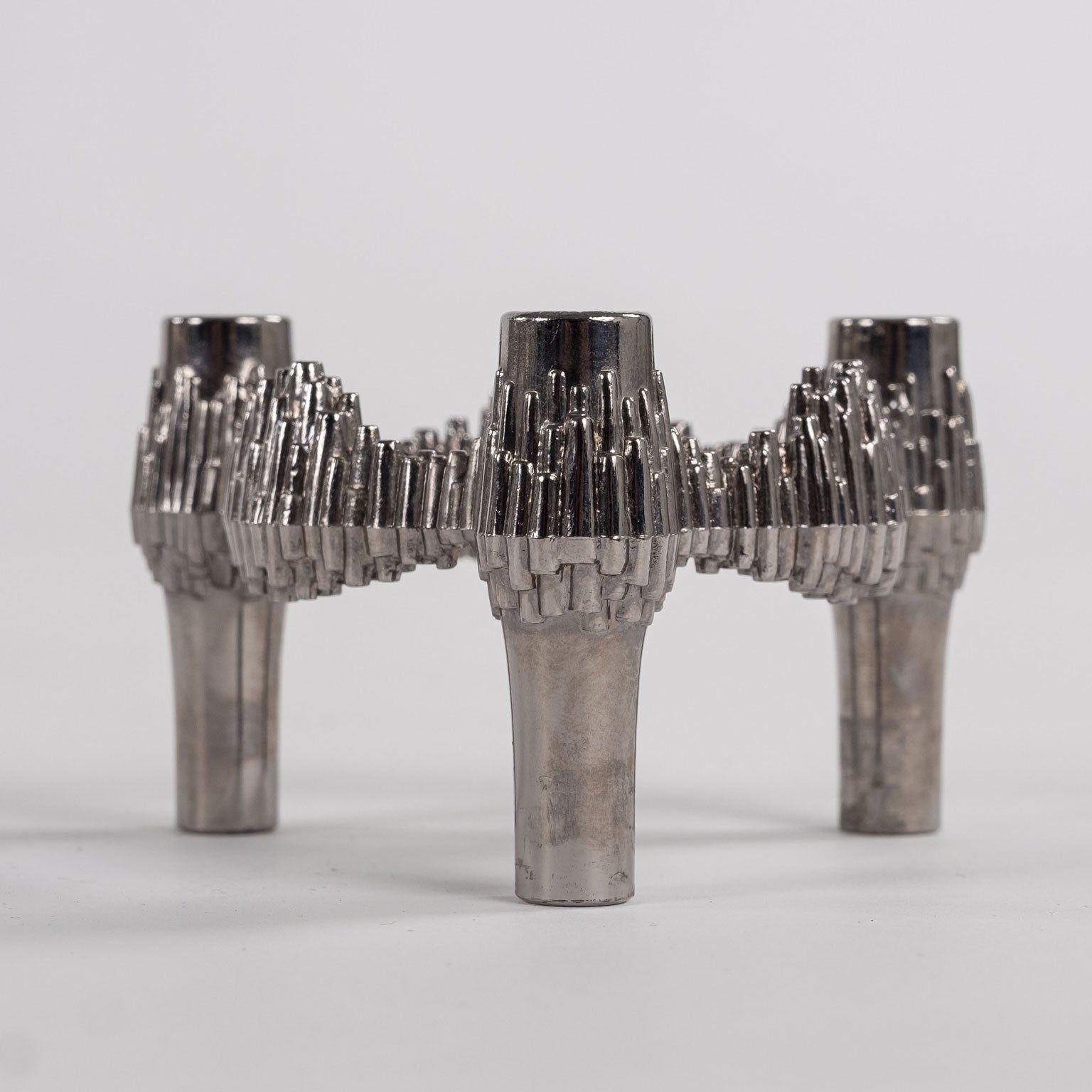 Thirteen Original Nickel-Plated Variomaster Candleholders For Sale 3