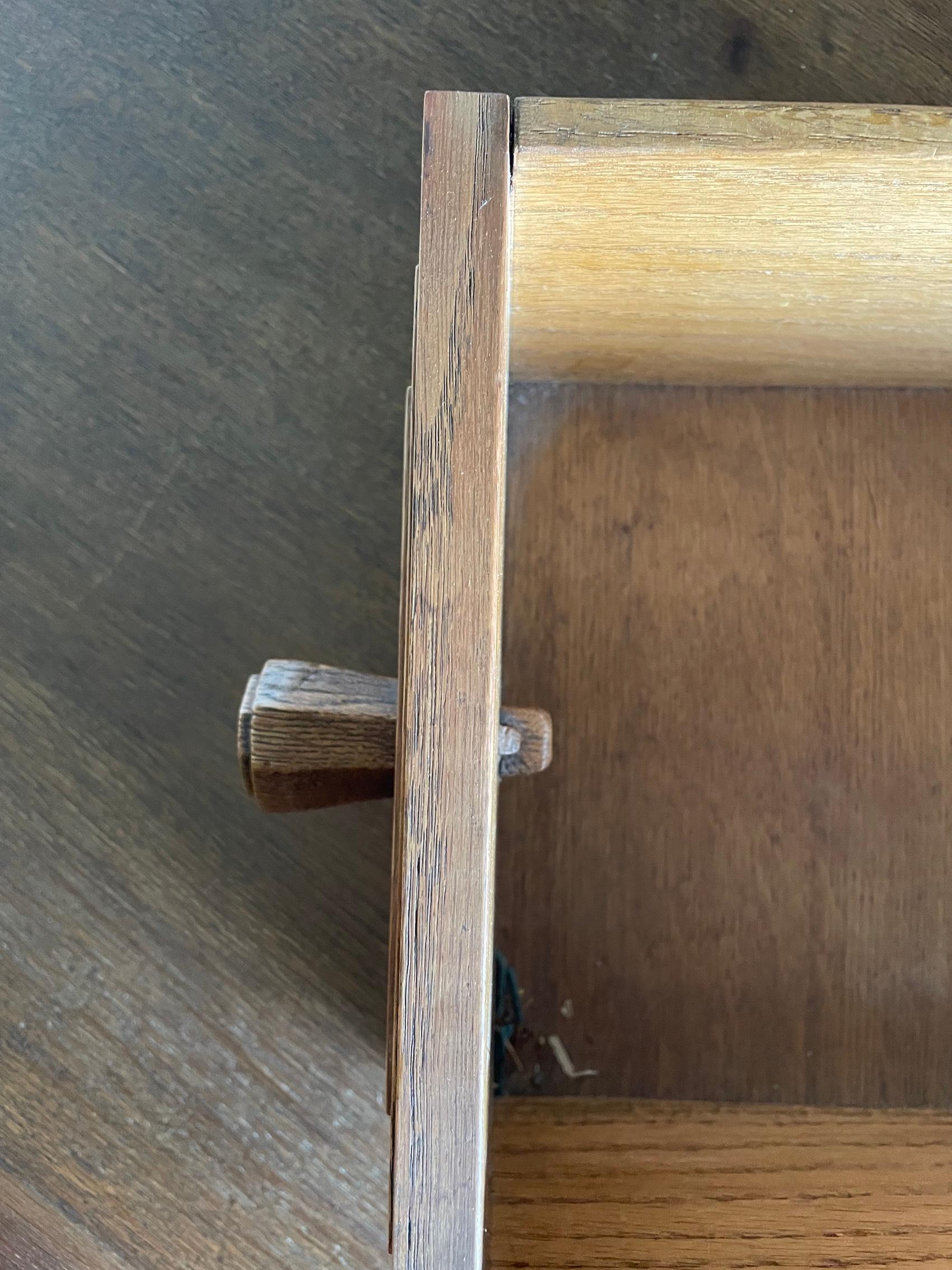 Thirties Oak Chest Of Drawers By Brynmawr In Good Condition For Sale In Petworth, GB
