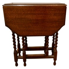 This is a Good Solid Oak Victorian Gate Leg Table
