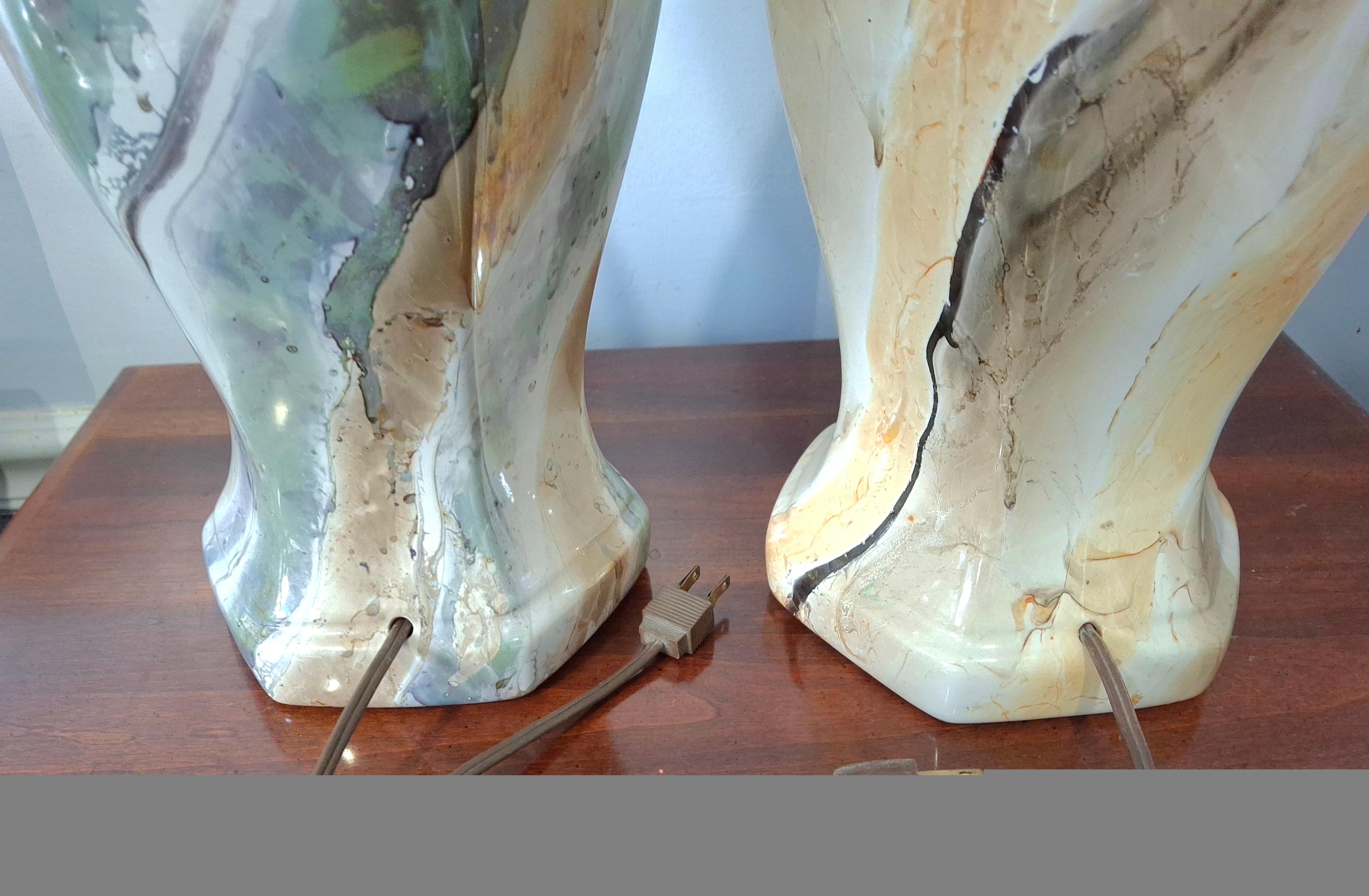 Pair Mid-Century Modern Marble-Glazed Ceramic Ginger Jar Style Table Lamps in vendita 6