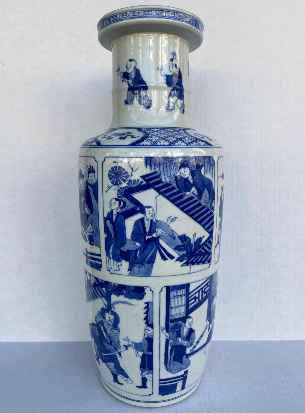 This pair of blue and white porcelain vases are well painted and of a good size
Circa 1850 Qing Dynasty.