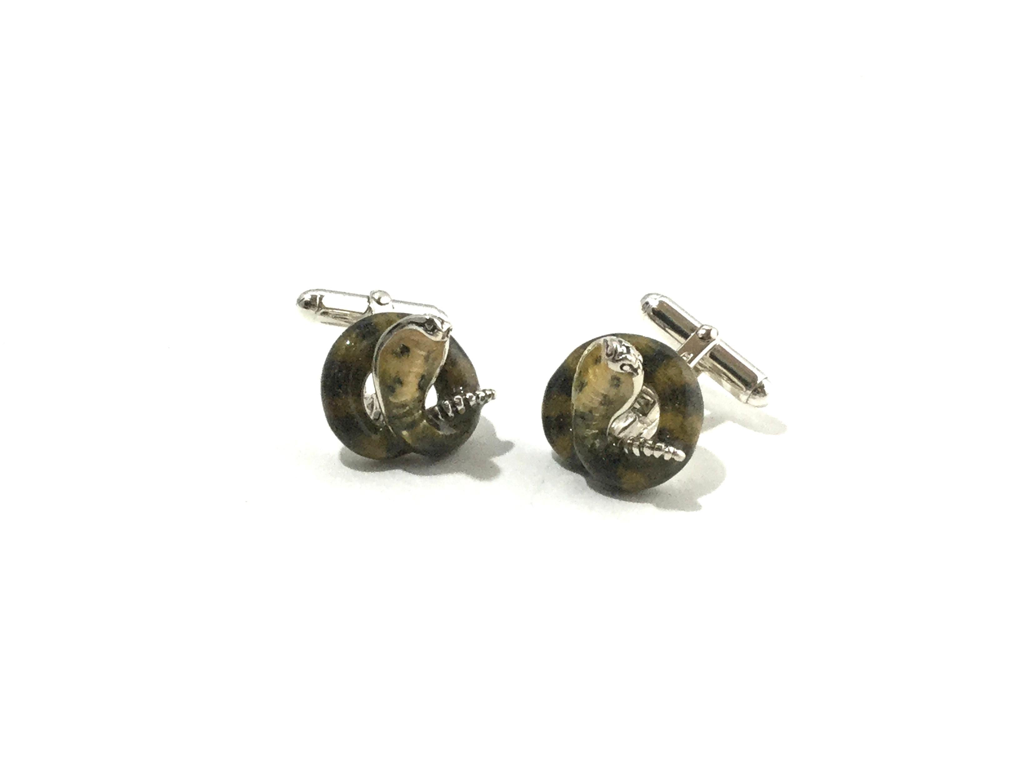 Thistle and Bee Sterling Silver Cobra Cufflinks For Sale 5