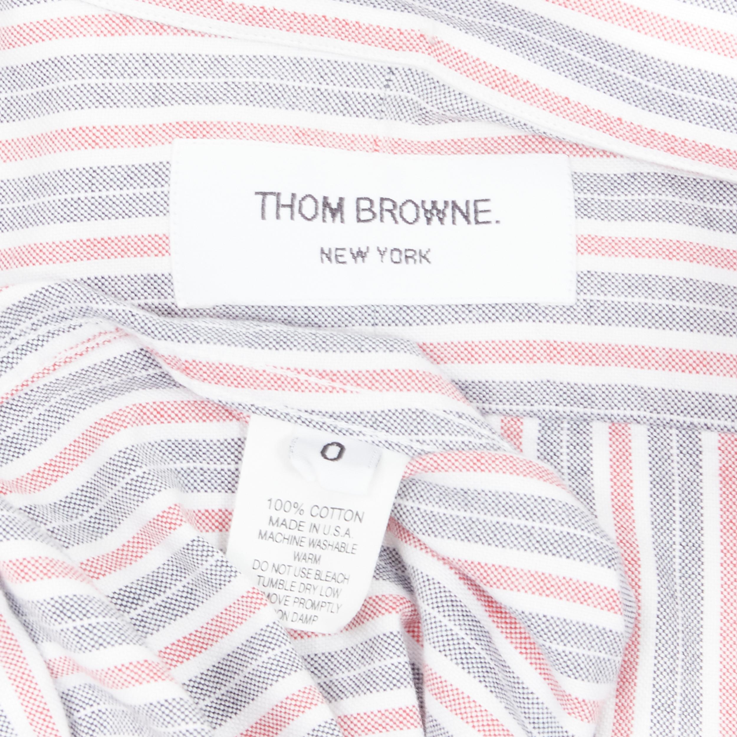 THOM BROWNE 2009 Signature grey red stripe cotton slim fit shirt US0 For Sale 2