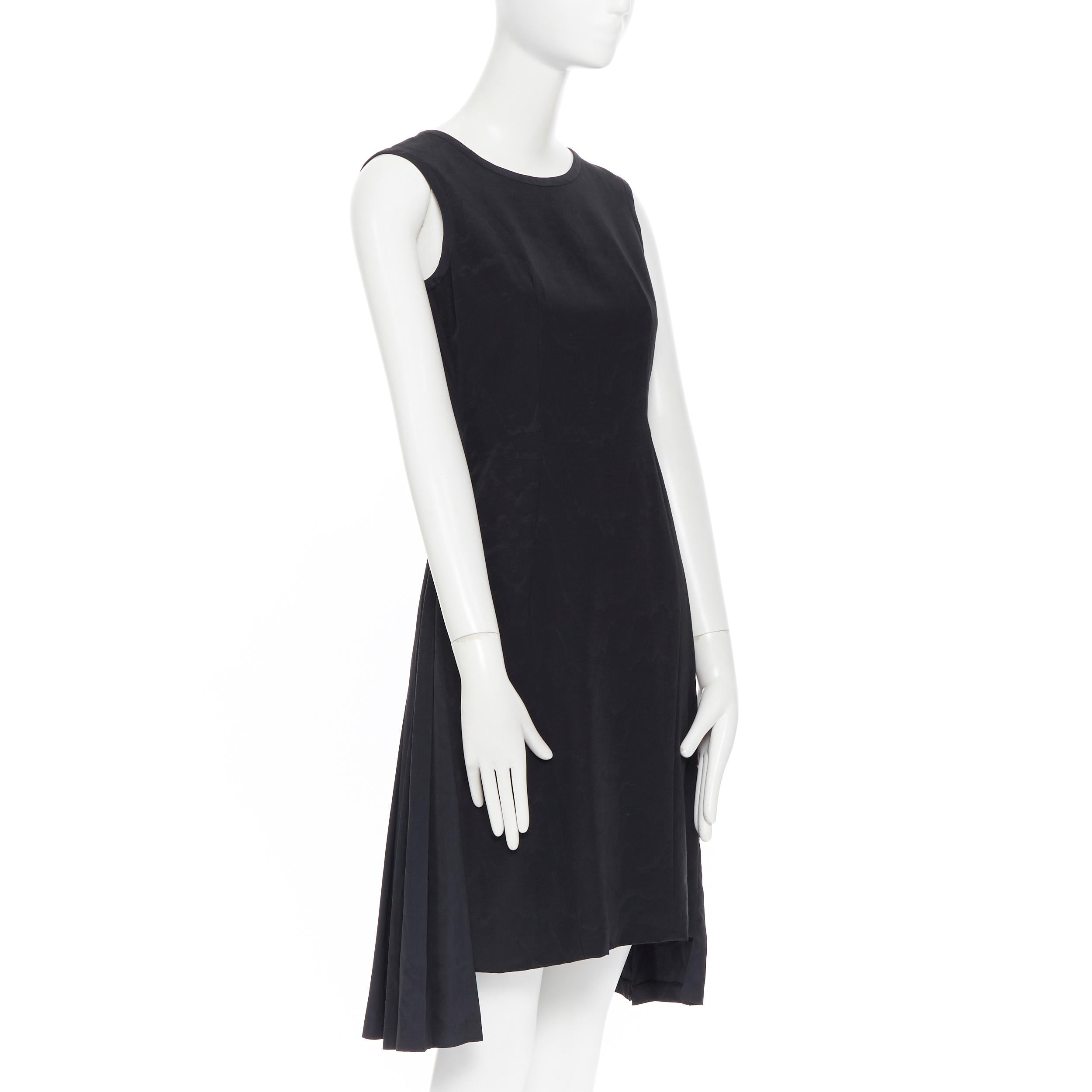 THOM BROWNE black tonal patterned silk sleeveless paneled pleated back dress US0 In Good Condition In Hong Kong, NT